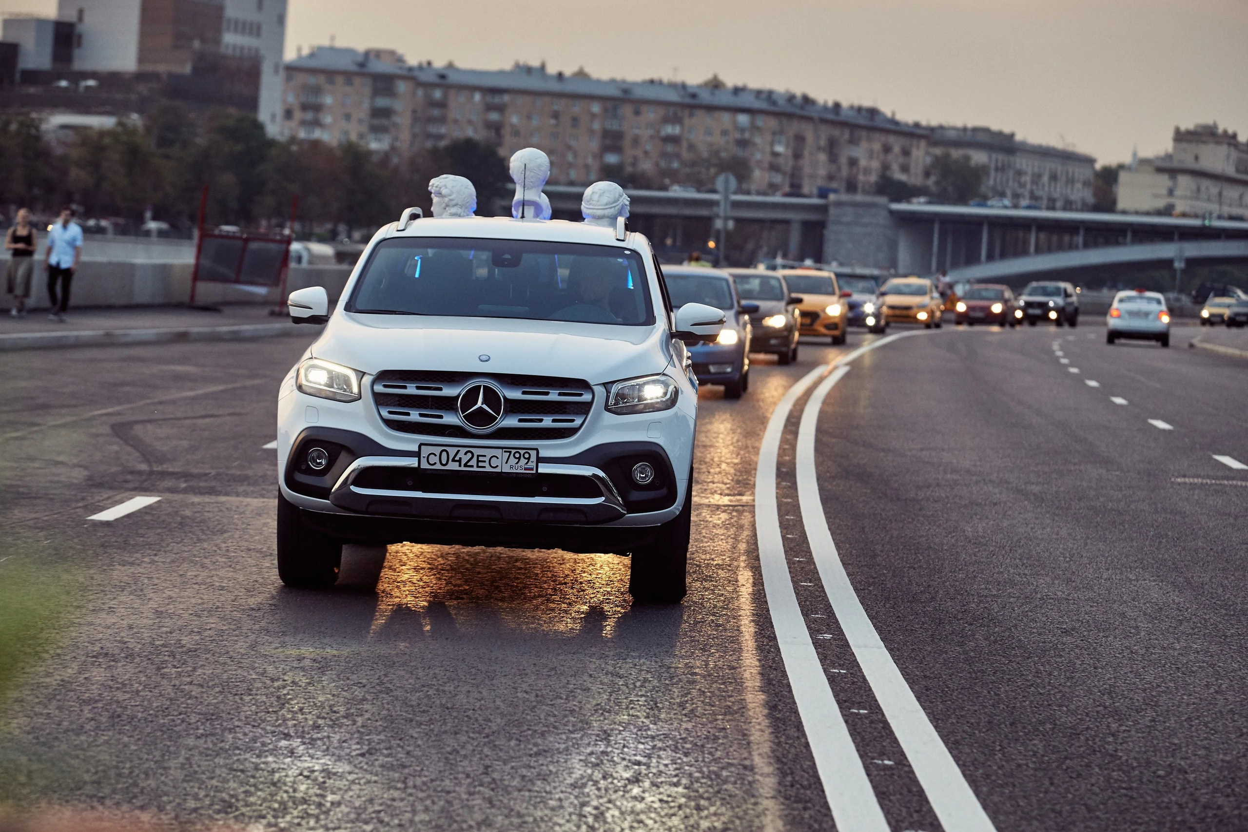 Mercedes — Benz X Class promo. Спортивный и бизнес фотограф Арсений Голышкин