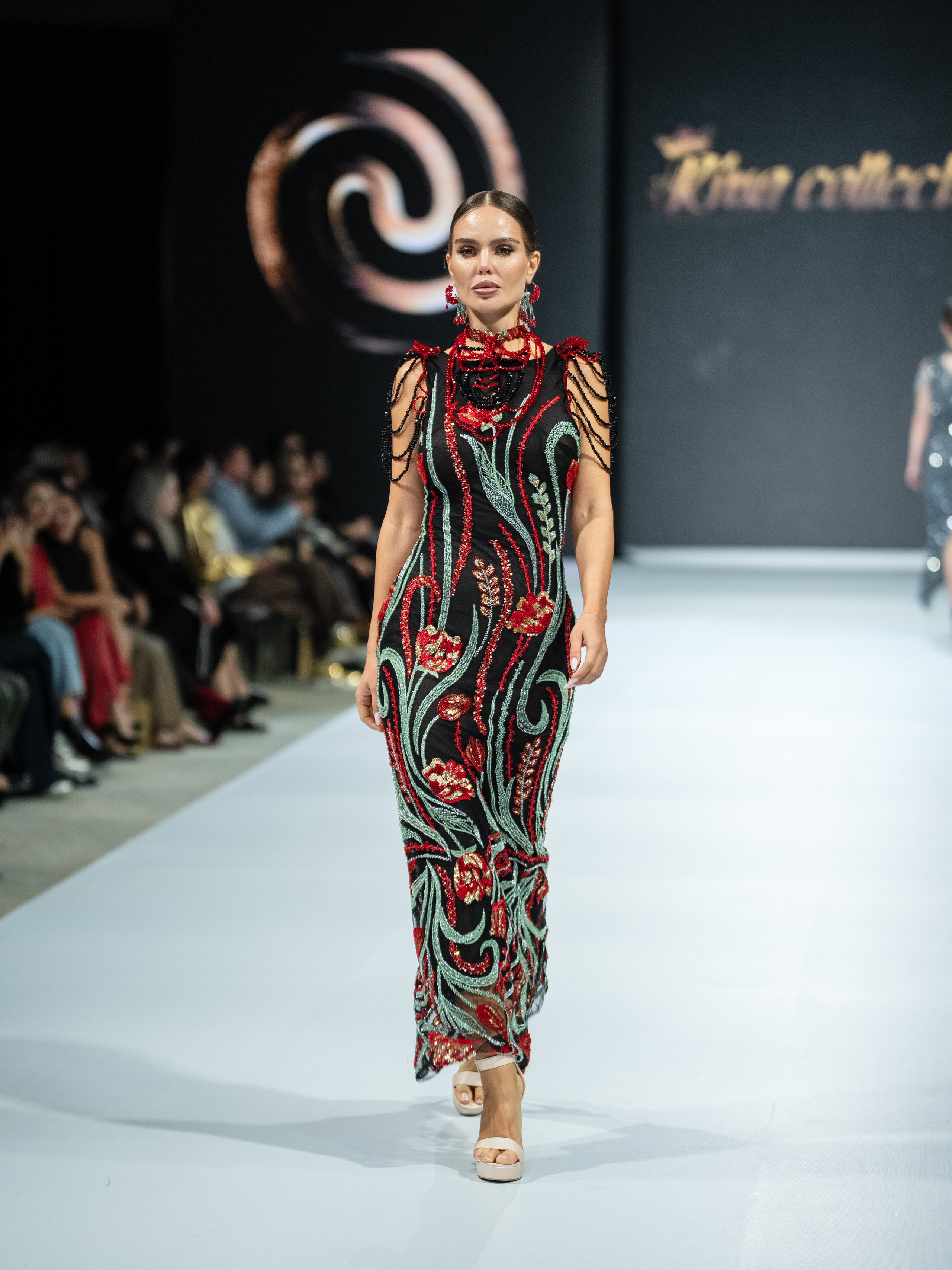 EURASIAN FASHION WEEK Rina Collection. Сайт Алматинского НЮ АРТ, будуар и фэшн фотографа Дениса Карпенко