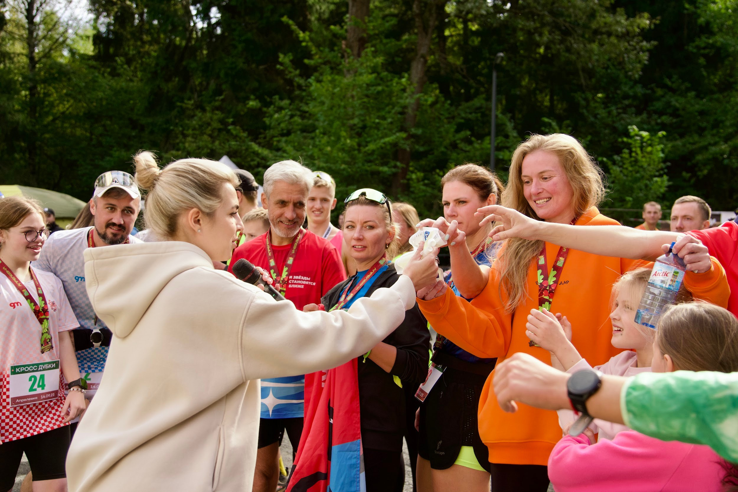 Забег в парке «Дубки». Кафе «БЕЛКА НАШЕПТАЛА». Ну оооочень концептуальное кафе