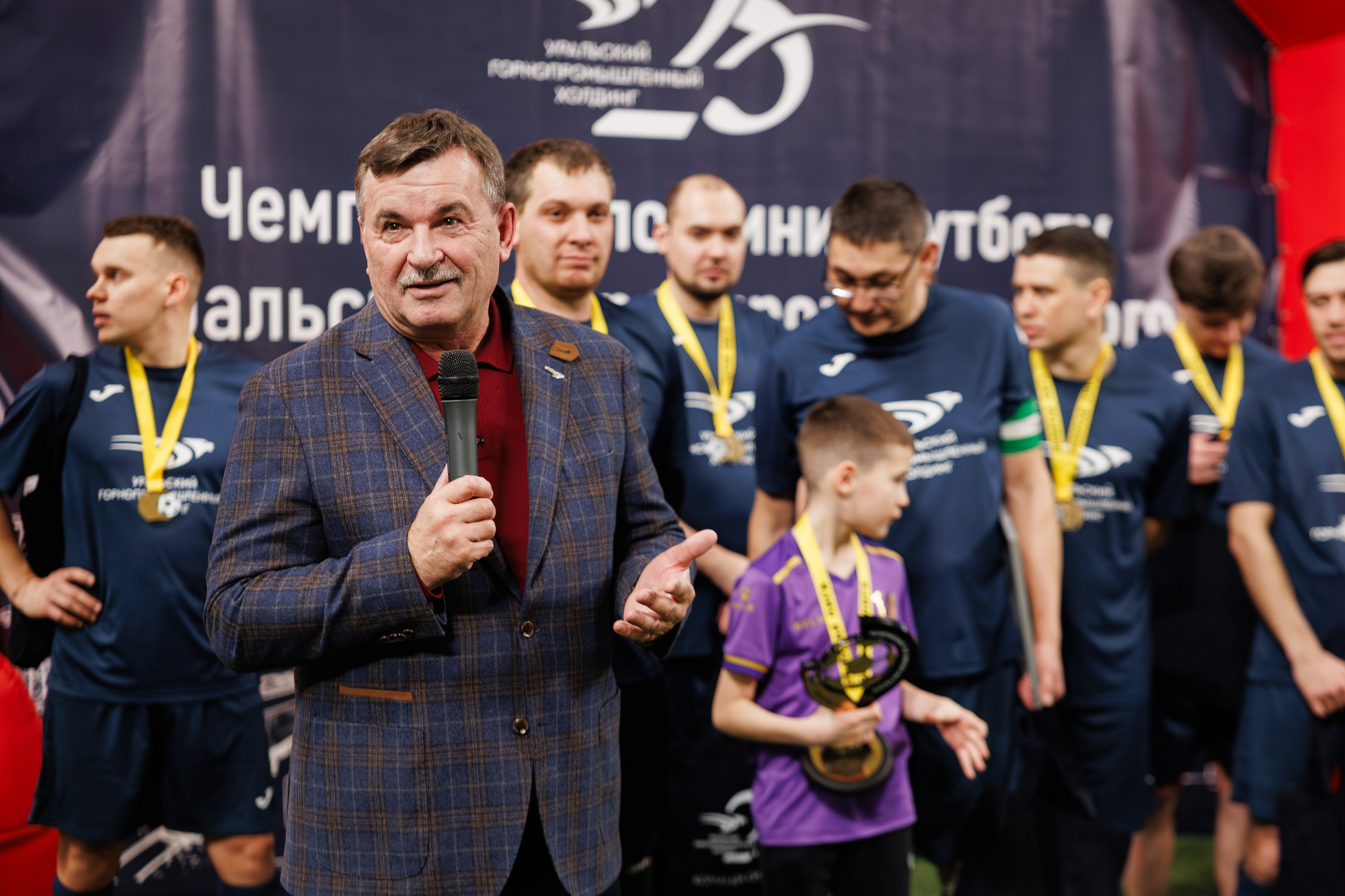 Фотограф на корпоративный футбольный турнир. Контент для бизнеса в Екатеринбурге Полдень Медиа