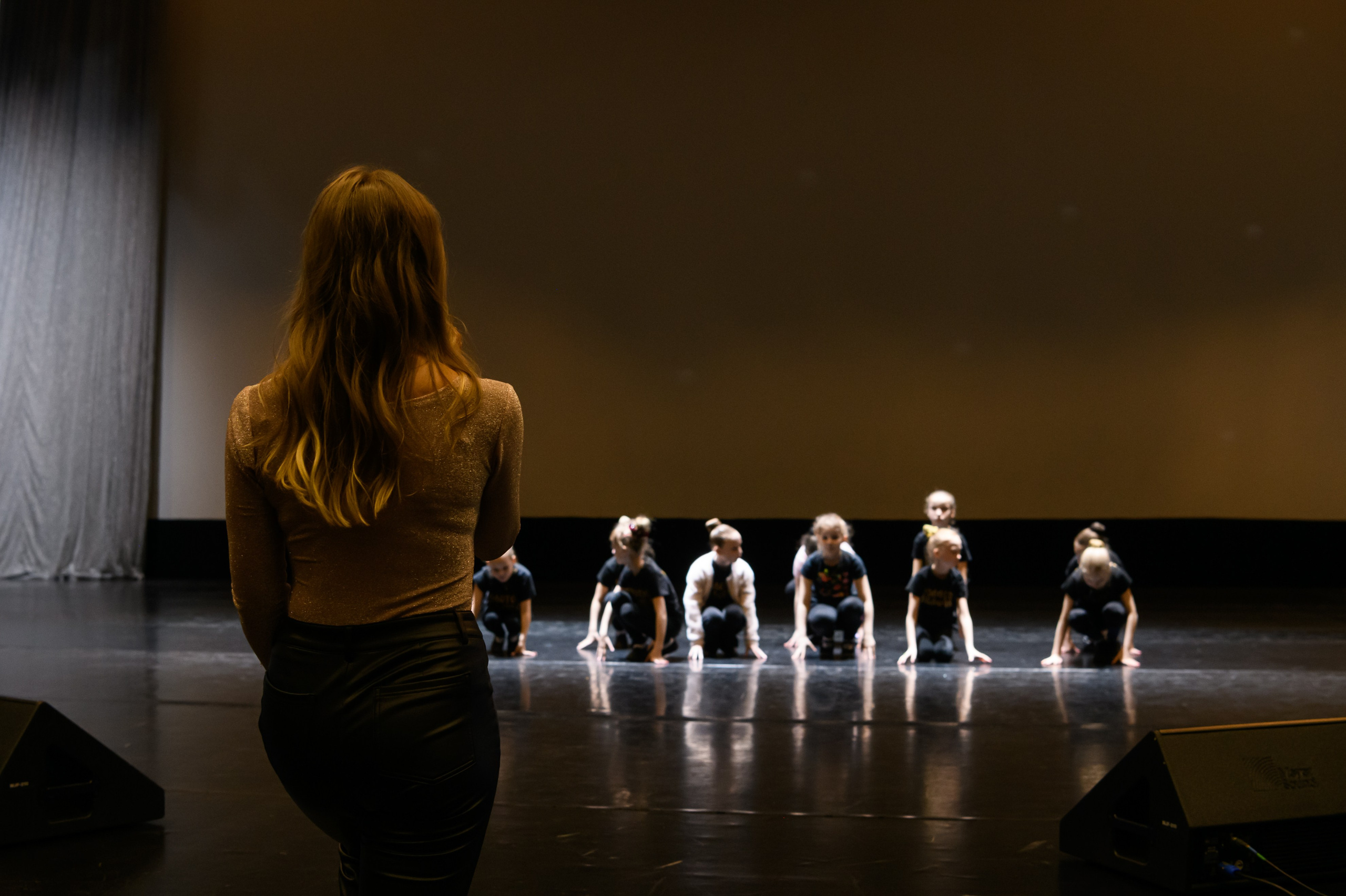 23 апреля, часть 1, БКЗ Октябрьский, г. Санкт-Петербург. Золотое яблочко