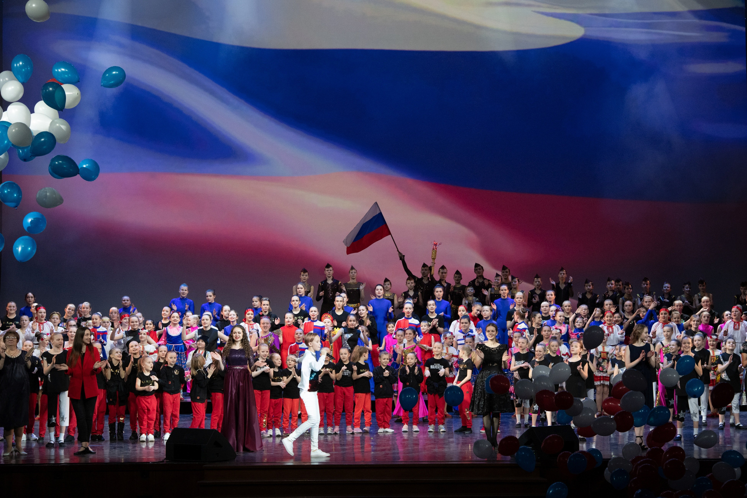 2 февраля, концерт Таланты России, Кремлевский Дворец. Золотое яблочко