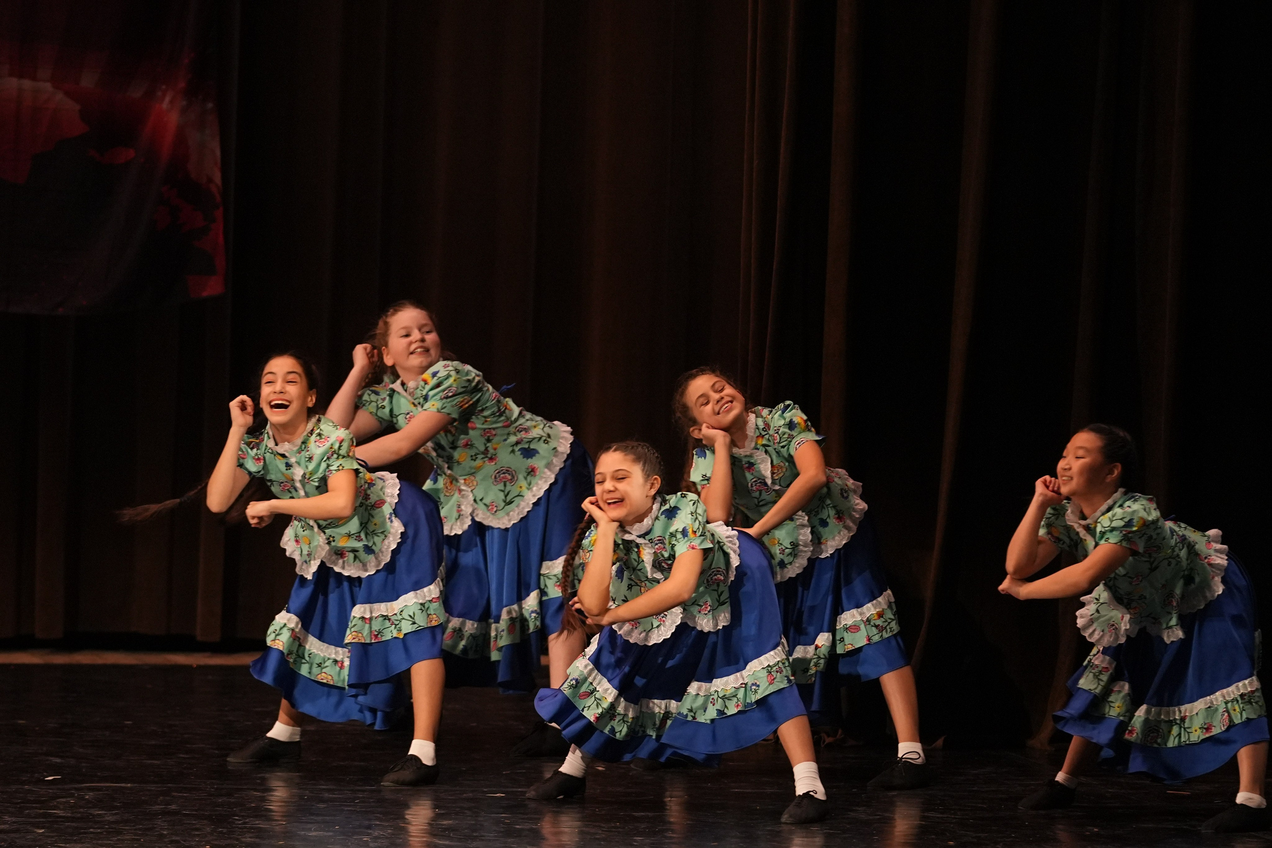 7 декабря, блок 3, г. Москва. Золотое яблочко