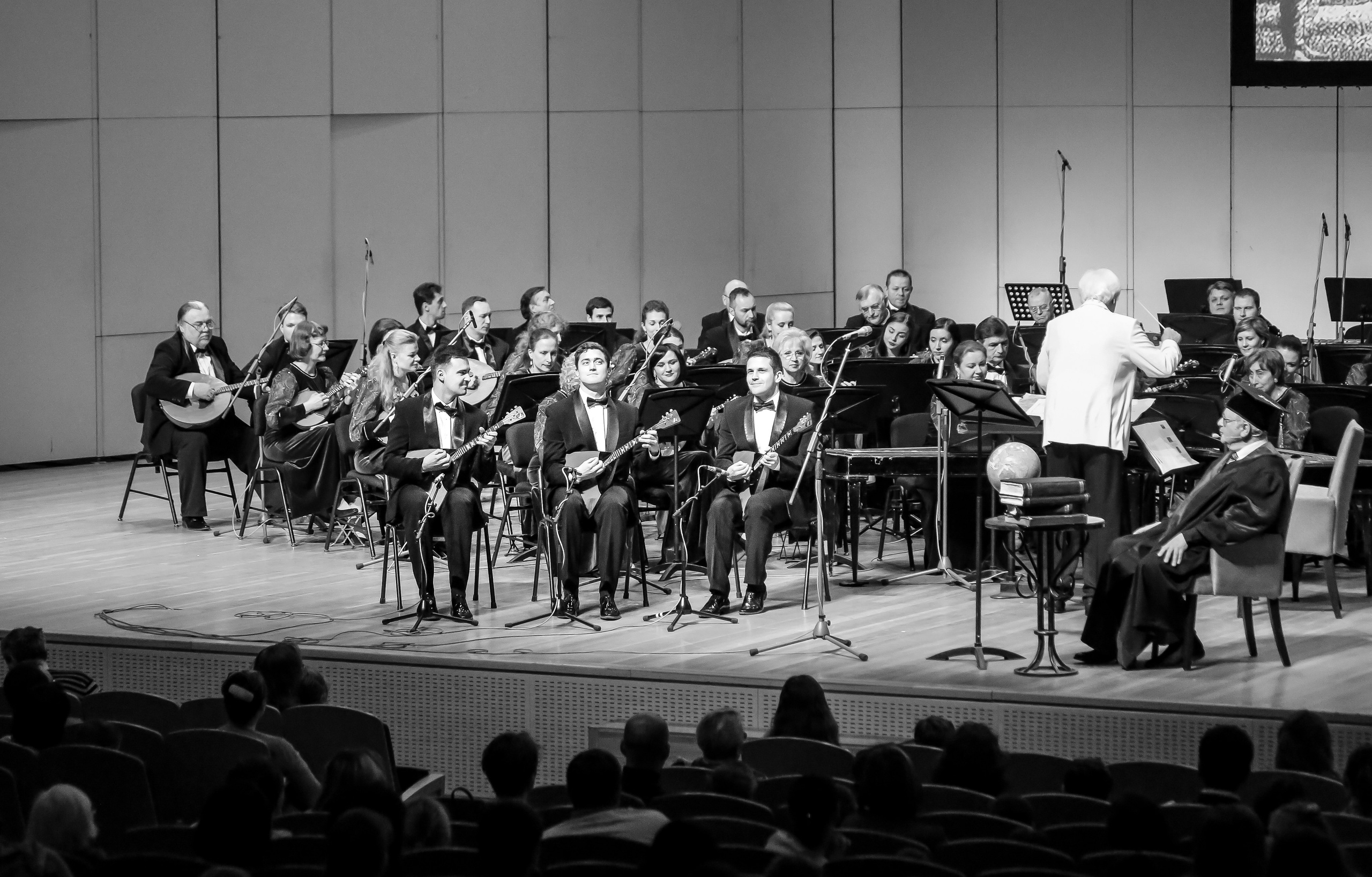 Концерт «По следам великих путешественников». Дарья Письменюк / Darya Leitstern — фотограф, музыкант, журналист, путешественник