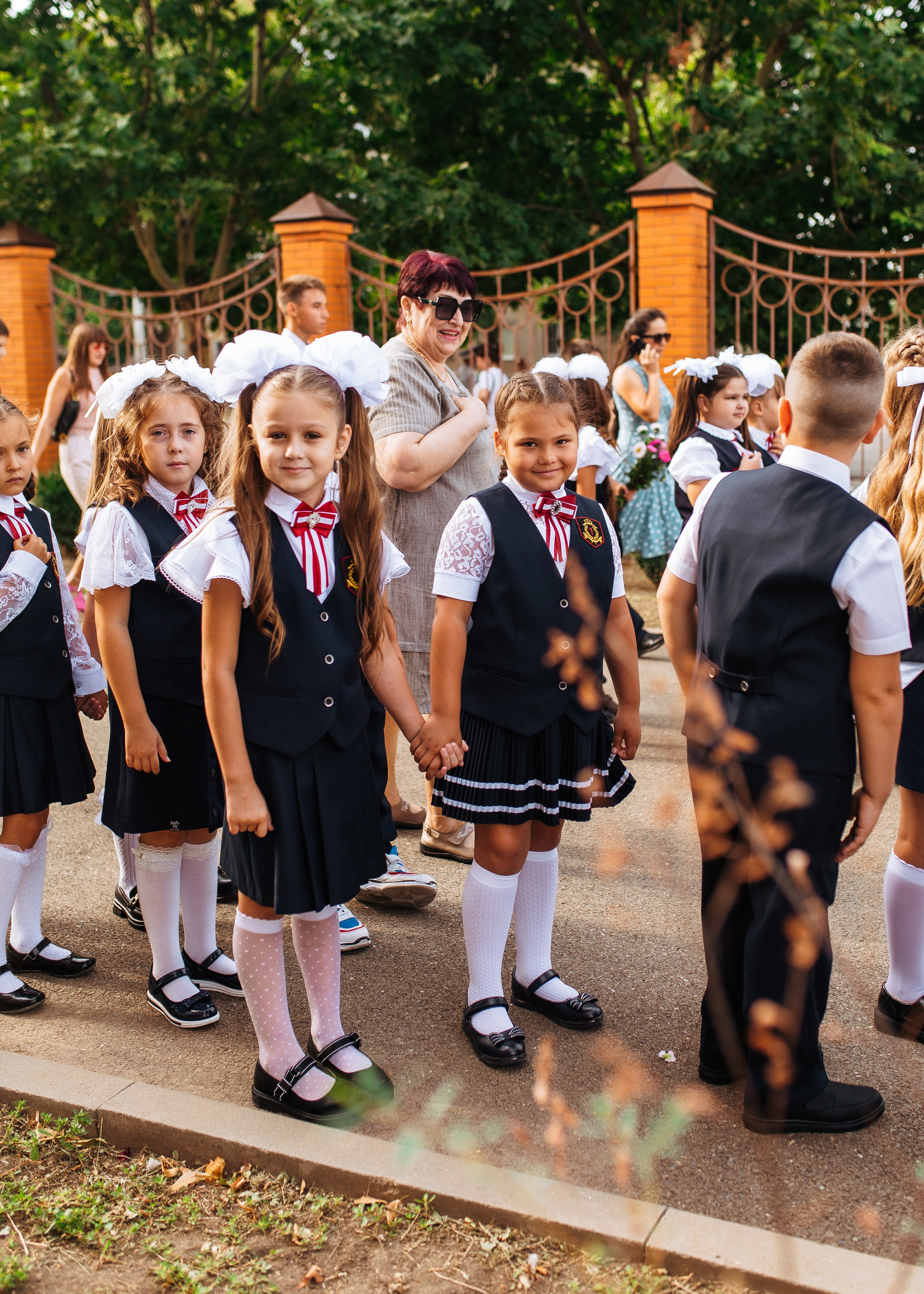 Здравствуй школа!. Фотограф в Приморско-Ахтарске Марьяна Чопко