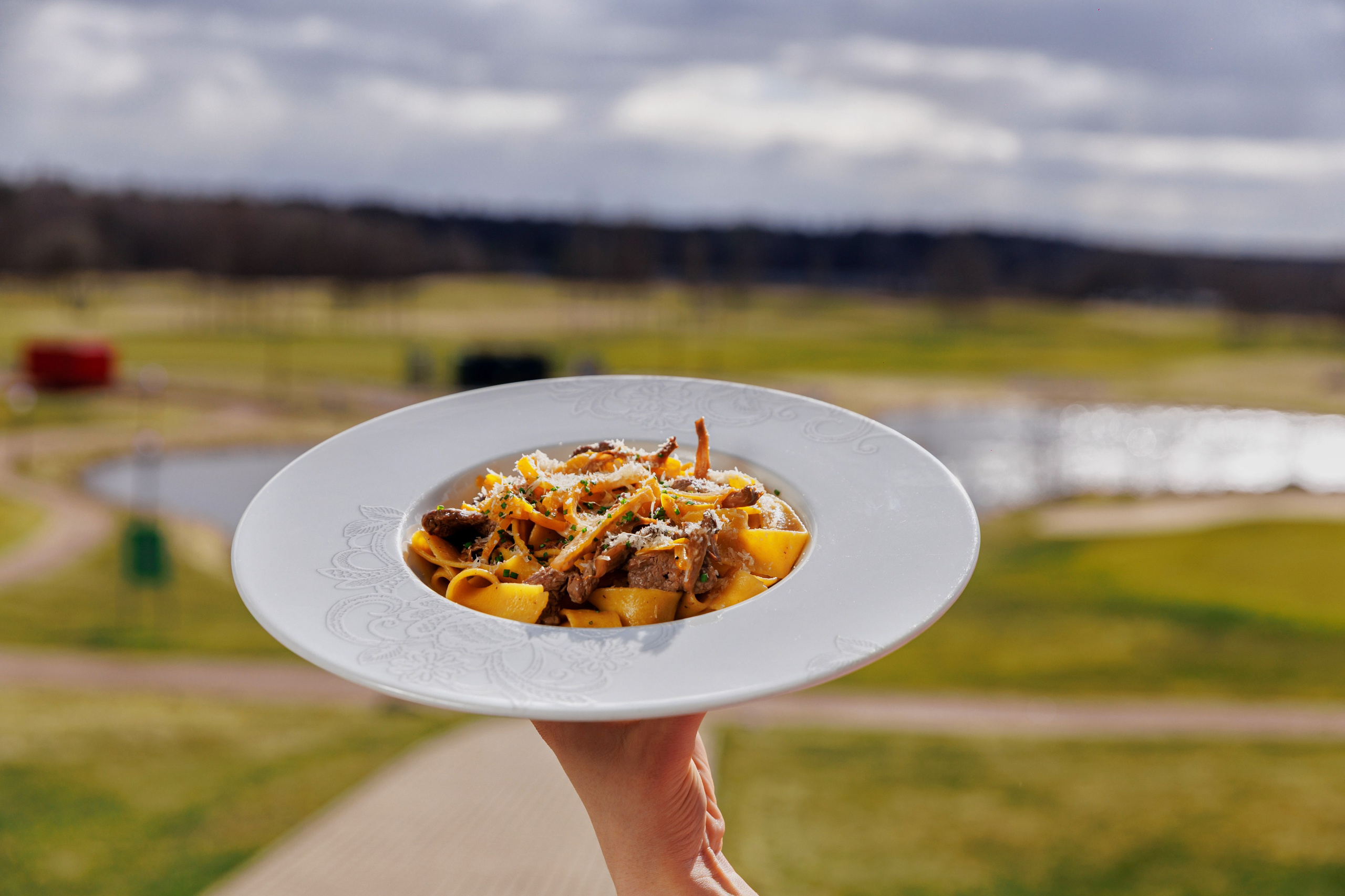 Strawberry Fields. Night2Day Санкт-Петербург