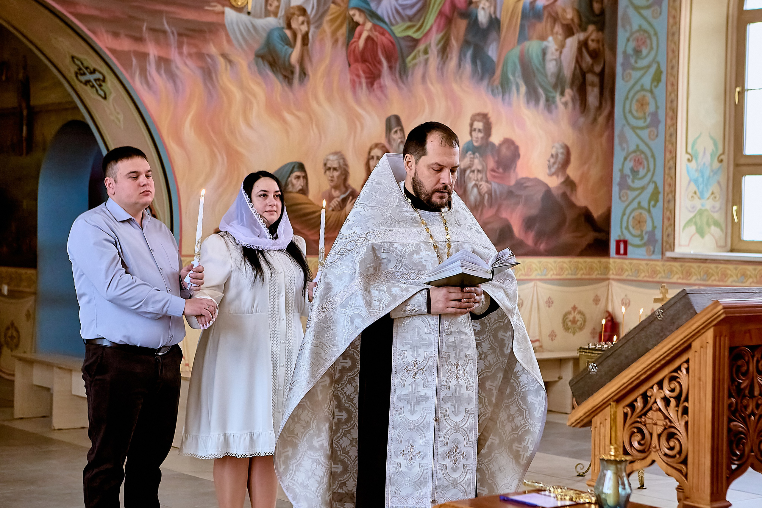фотокадры на Таинстве Венчания