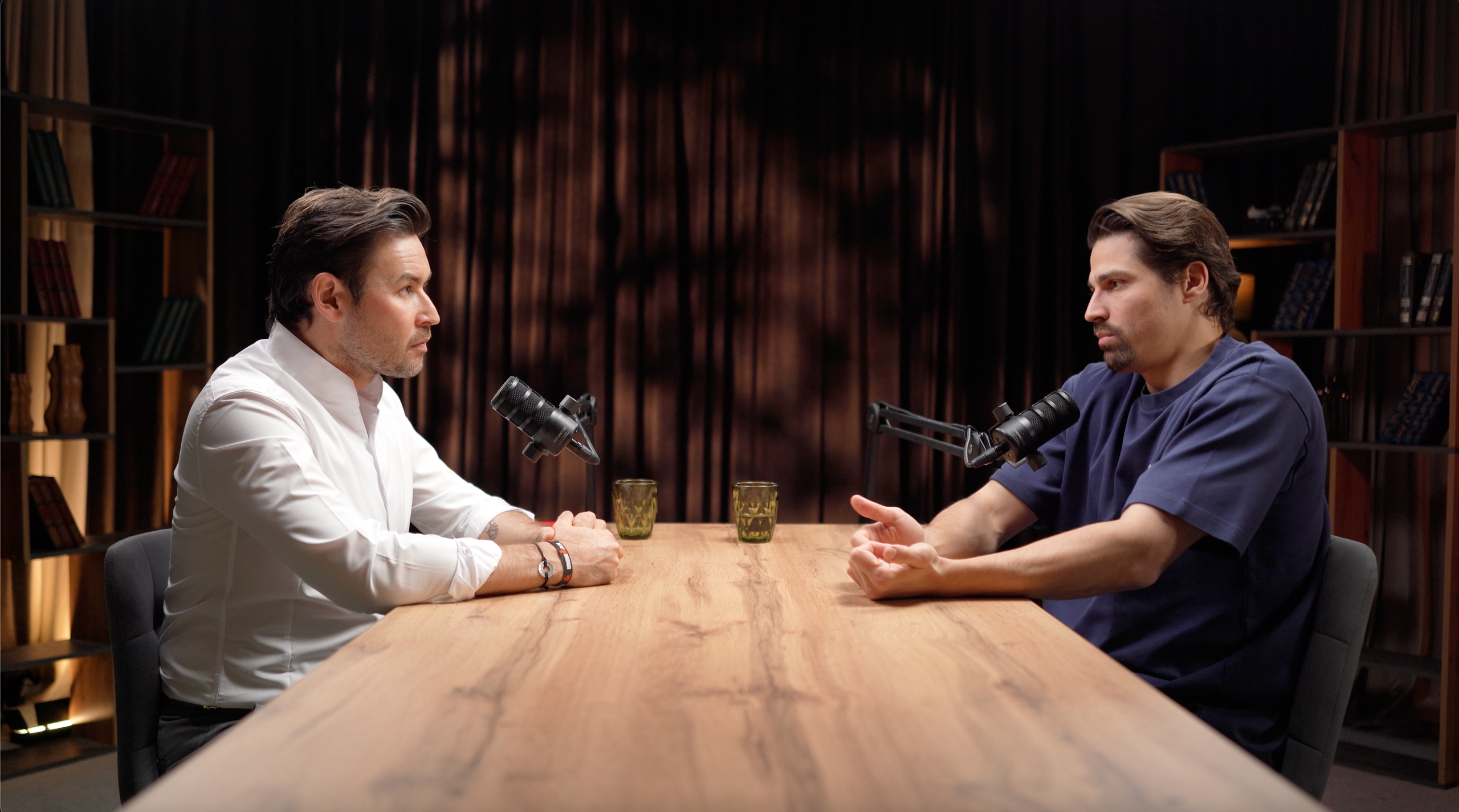 Подкаст студия «Проявление» Казань | Аренда с оборудованием и оператором