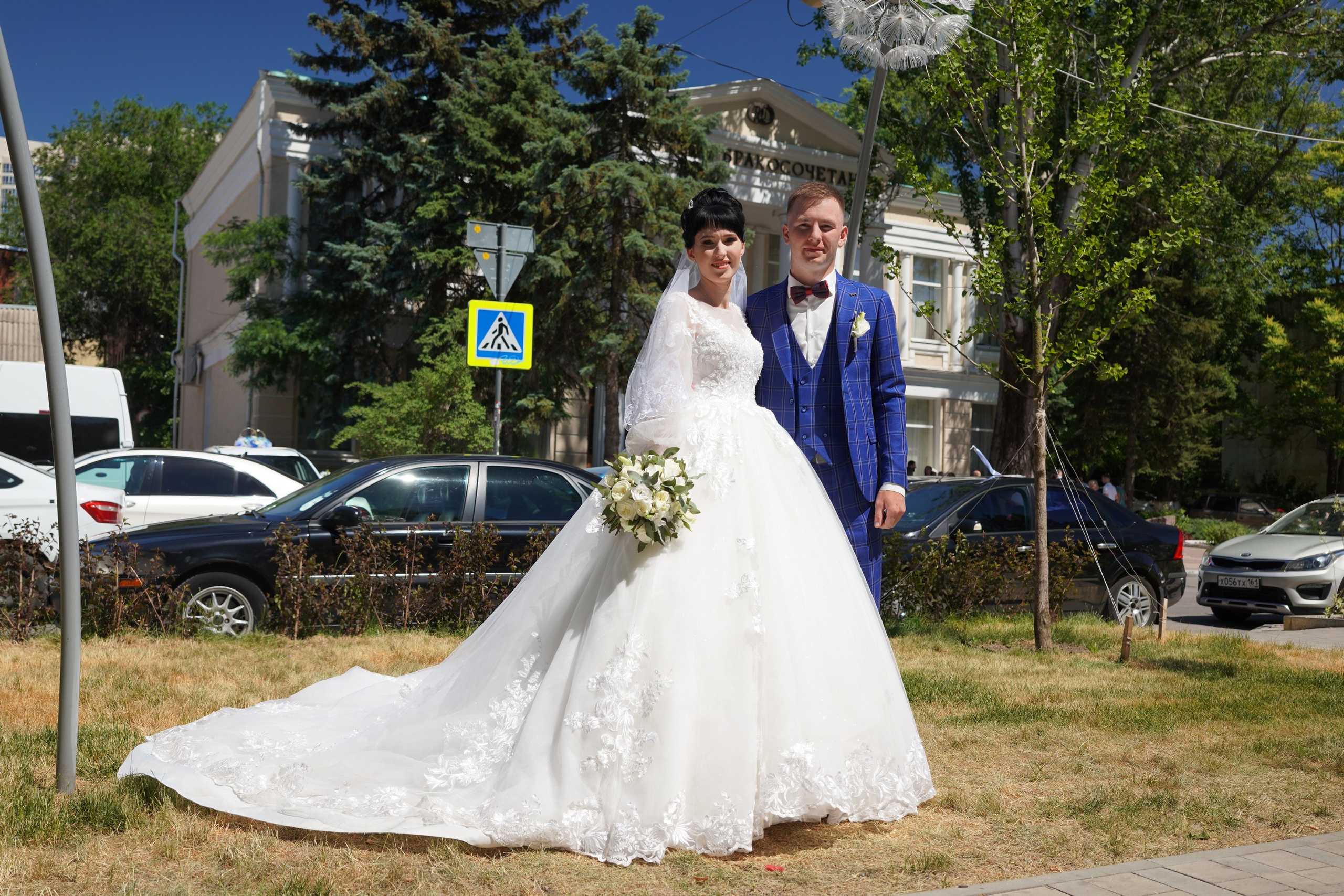 Макс и Анна. MEMENTO.Выпускные альбомы, школьные, юбилейные и другие книги. Ростов-на-Дону