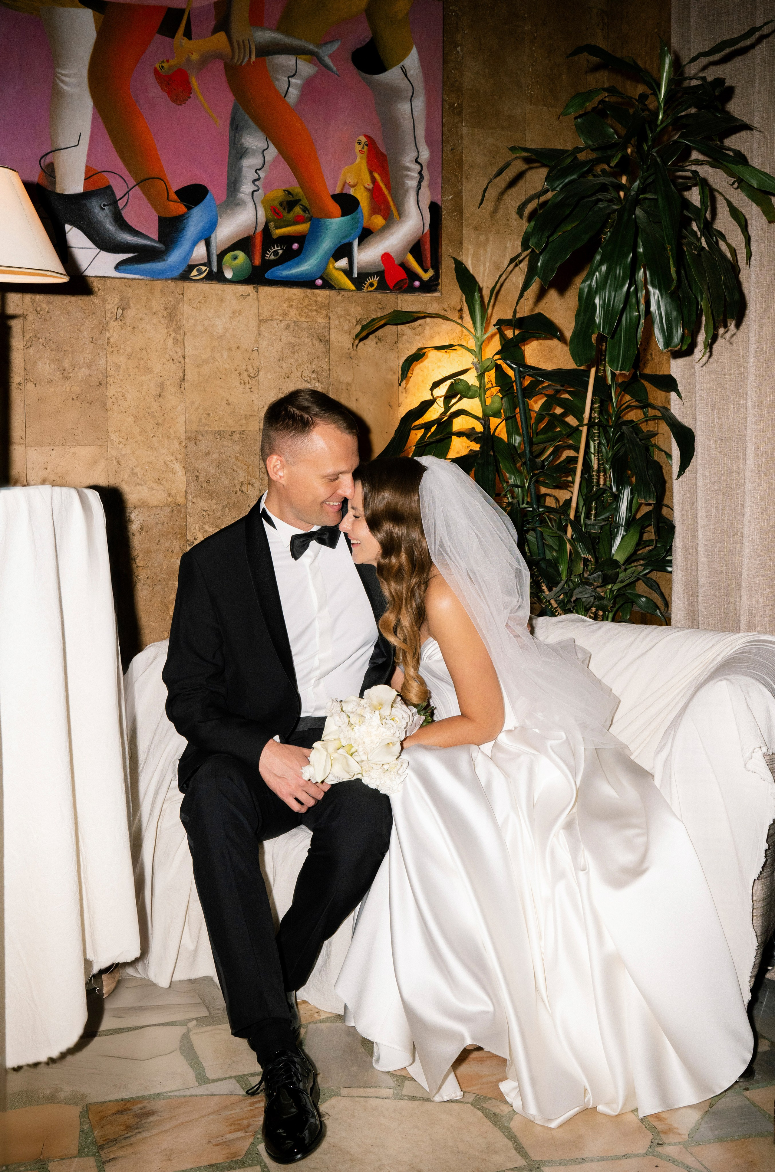 Иван и Рума. Москва. Сборы в отеле Marco Polo и роспись в особняке Спиридонова. Свадебный фотограф Катерина Чулкова