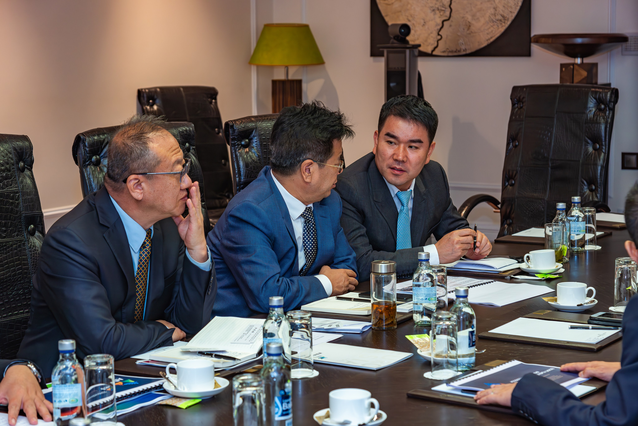 Профессиональная репортажная фотосъемка бизнес мероприятий,  в Москве, живые фото без фильтров. Используется полностью бесшумная полнокадровая фотокамера. 