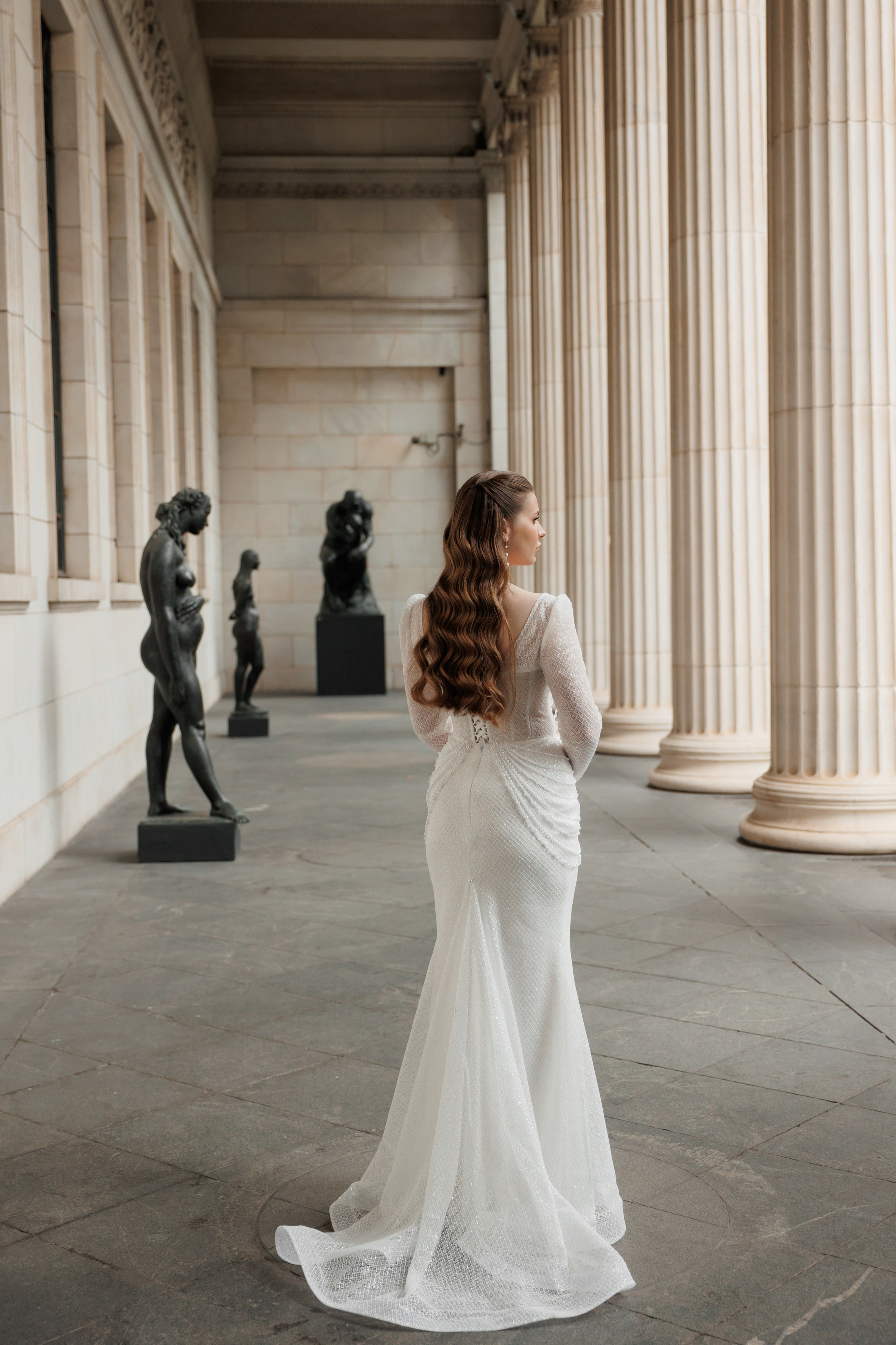 Фотосессия у Пушкинского музей. Свадебный и репортажный фотограф (Москва, Королев и другие)