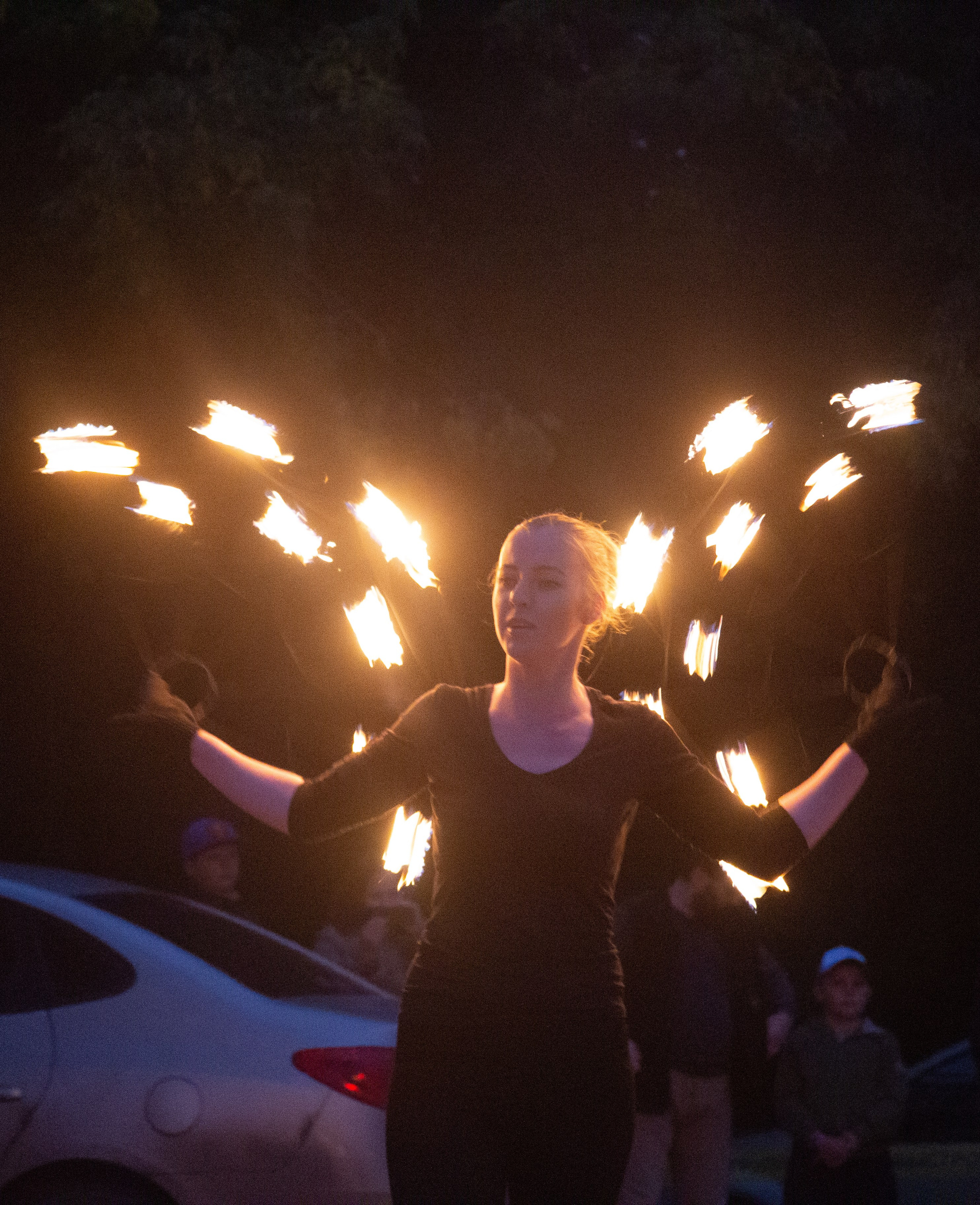 Огненное шоу в Перми. Фотограф Никита Попов. Фотограф Пермь. Фотосессия в фотостудии Перми и на свежем воздухе