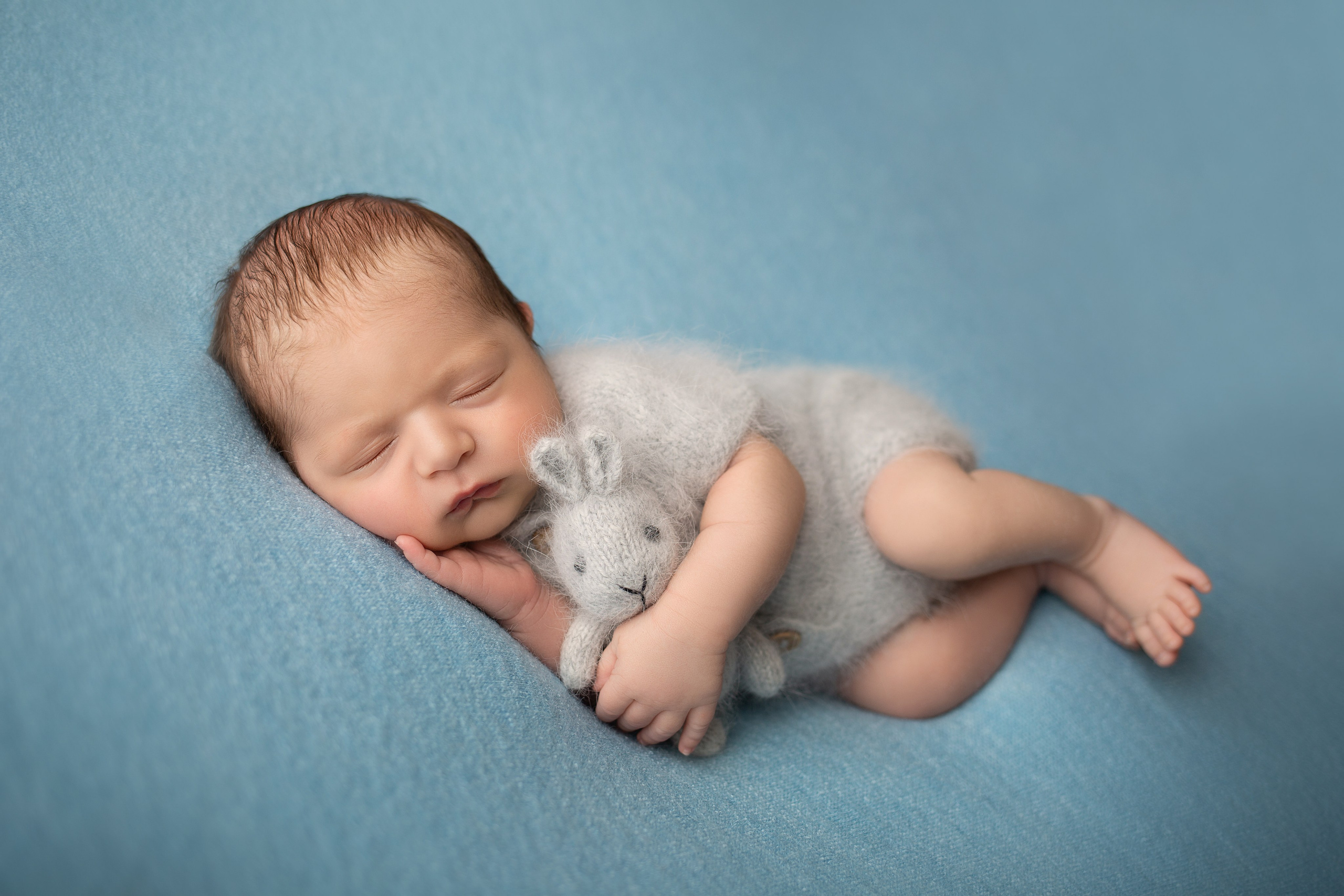 Ньюборн мальчики. Фотограф новорожденных, семейный, детский фотограф в Москве и Московской области