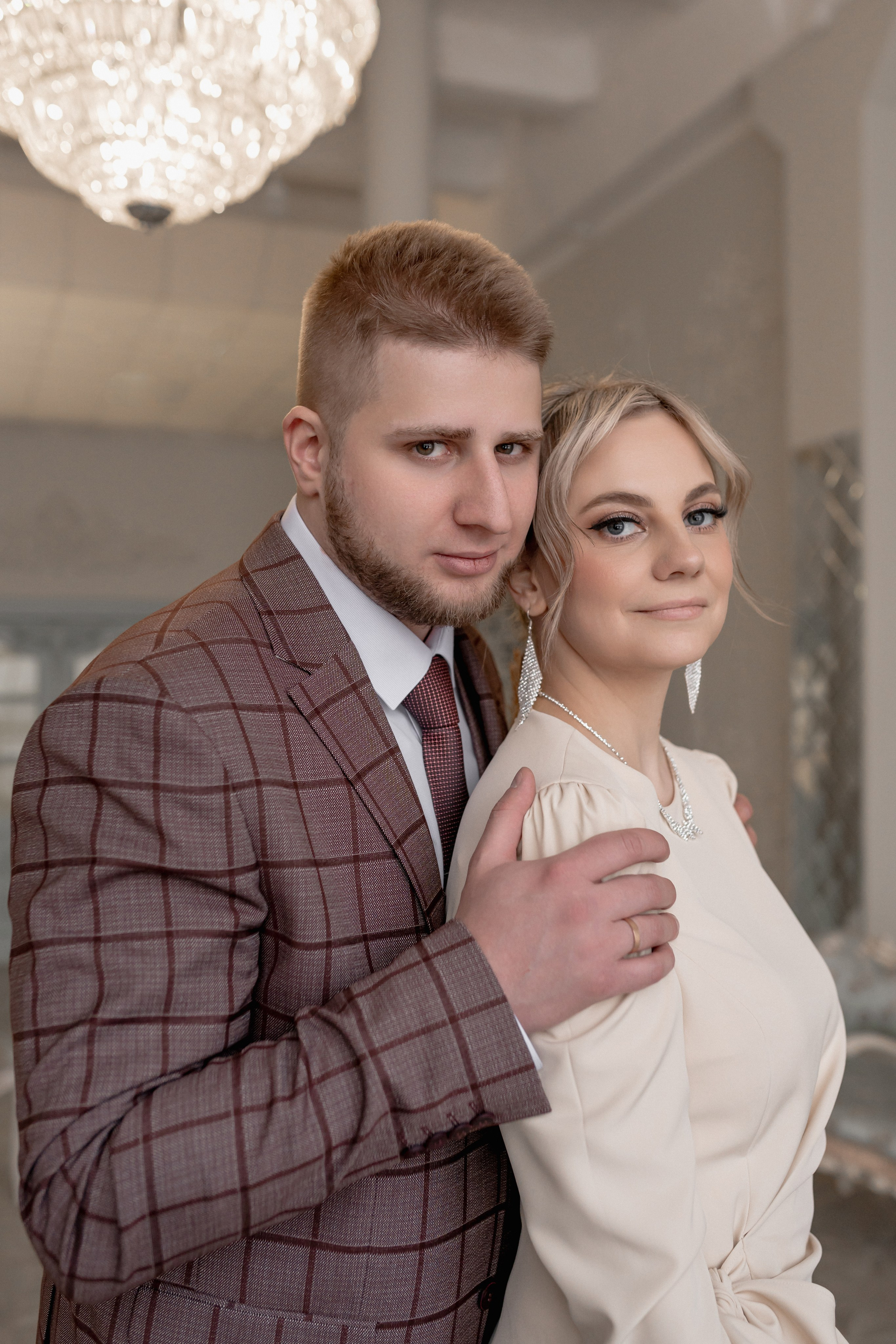 Свадебная фотосессия в студии. Фотограф Ким Наталья в Красноярске