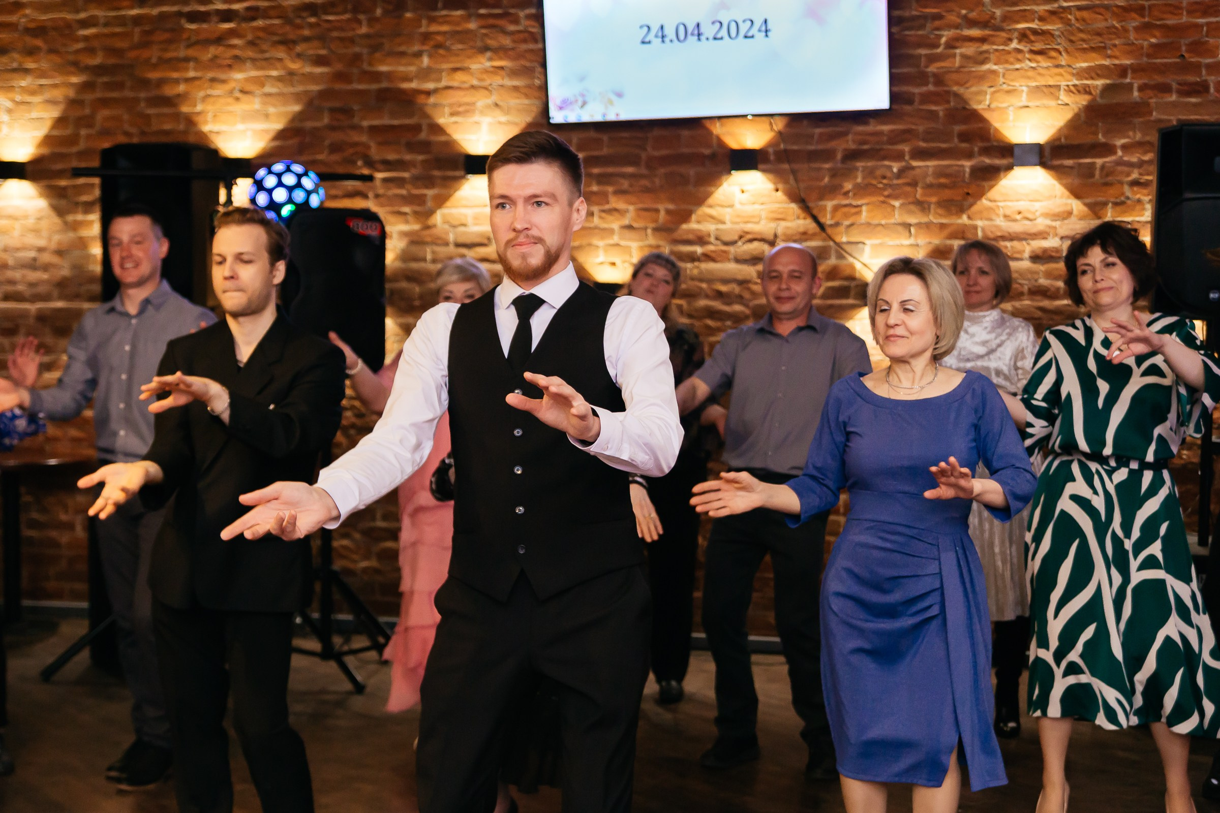 24.04.24 Петр & Елена. Свадебный и семейный фотограф в Новосибирске Дарья Кель