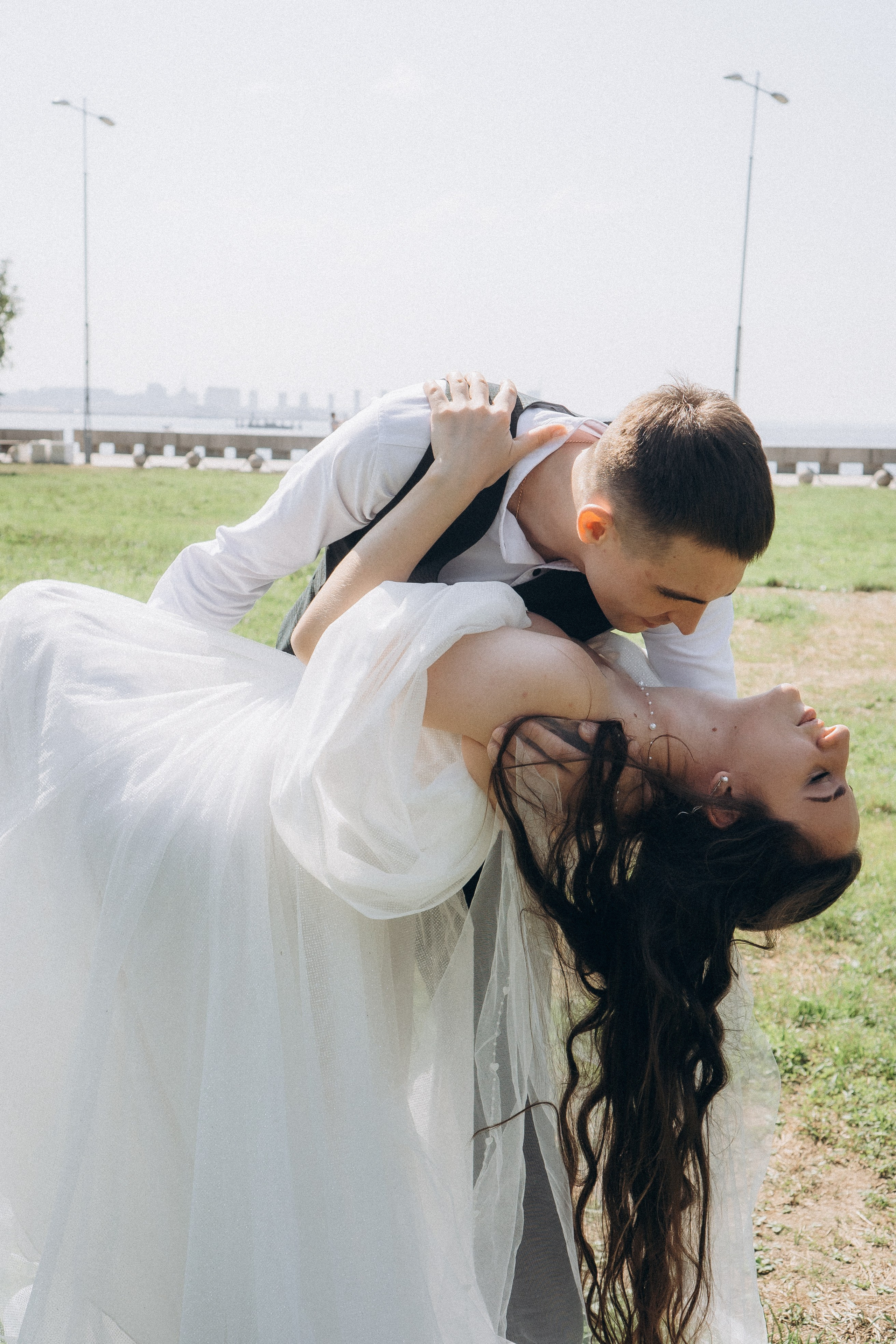 СВАДЕБНАЯ СЬЕМК В ПАРКЕ 300-ЛЕТИЯ. Профессиональный фотограф, Санкт-Петербург — Виктория Богомолова