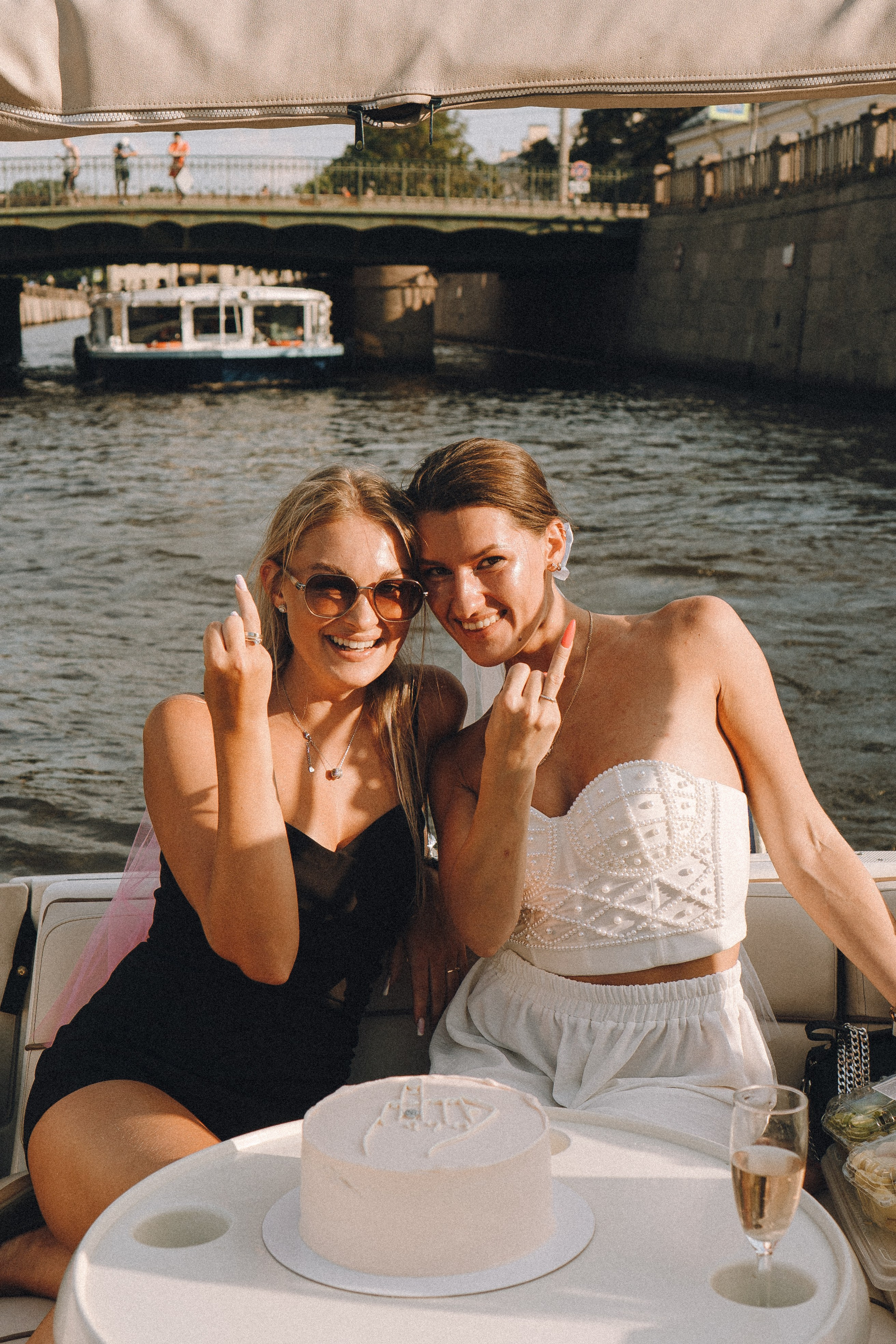 ДЕВИЧНИК НА КАТЕРЕ. Профессиональный фотограф, Санкт-Петербург — Виктория Богомолова