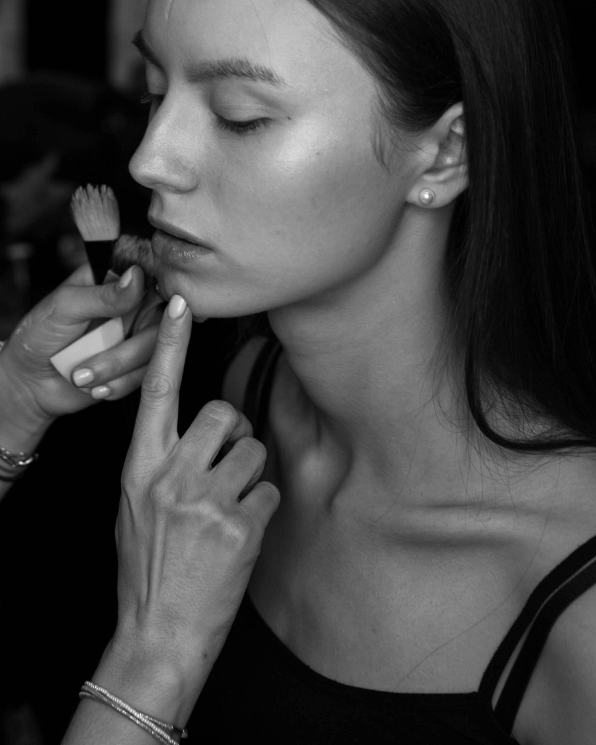ВАЛЕНТИН ЮДАШКИН. Prêt-a-porter SS2018 SUPREMUS. Backstage. Свадебный фотограф в Санкт‑Петербурге Елена Пчельникова