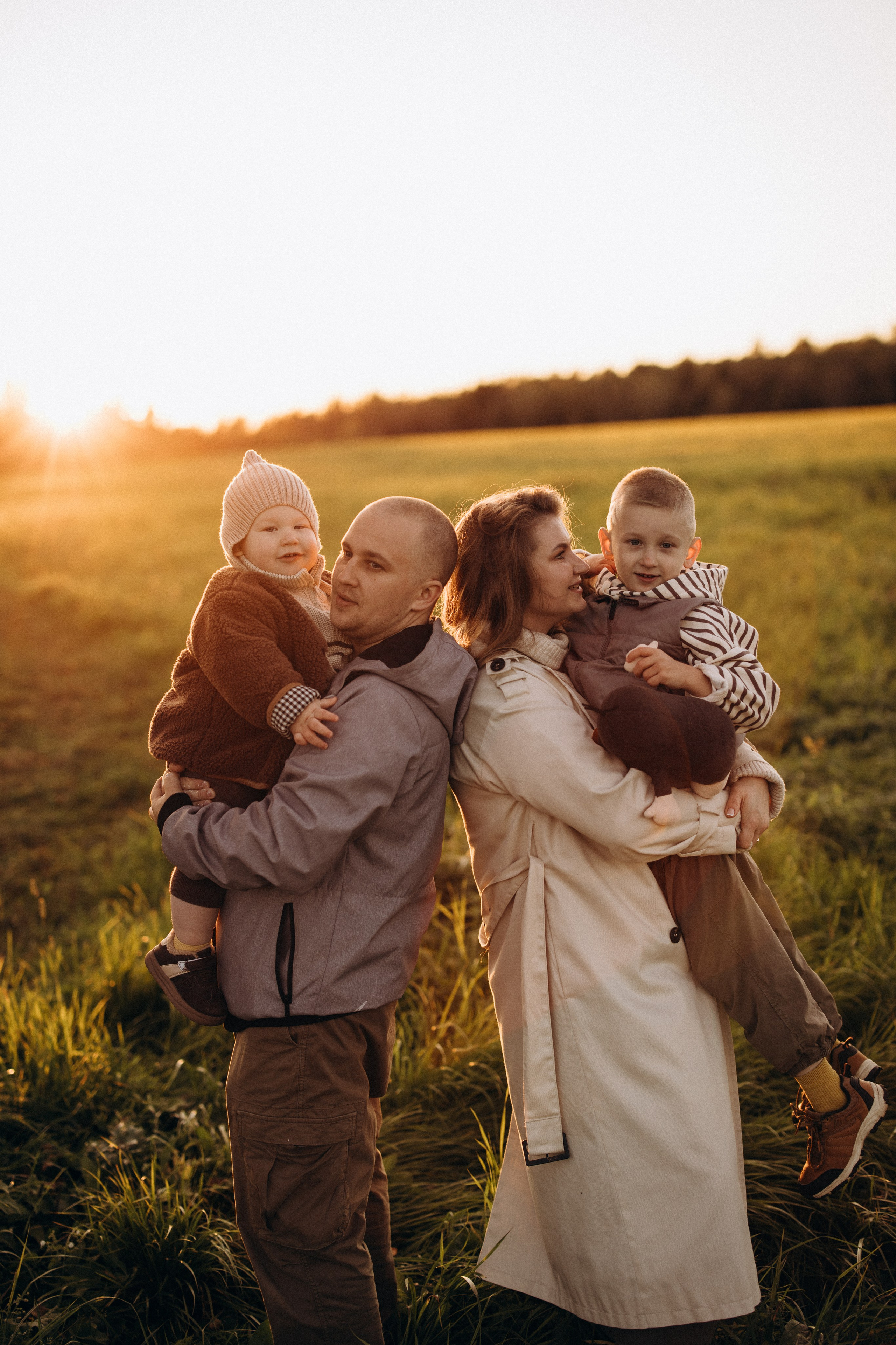 На закате. Евгения Пелипас