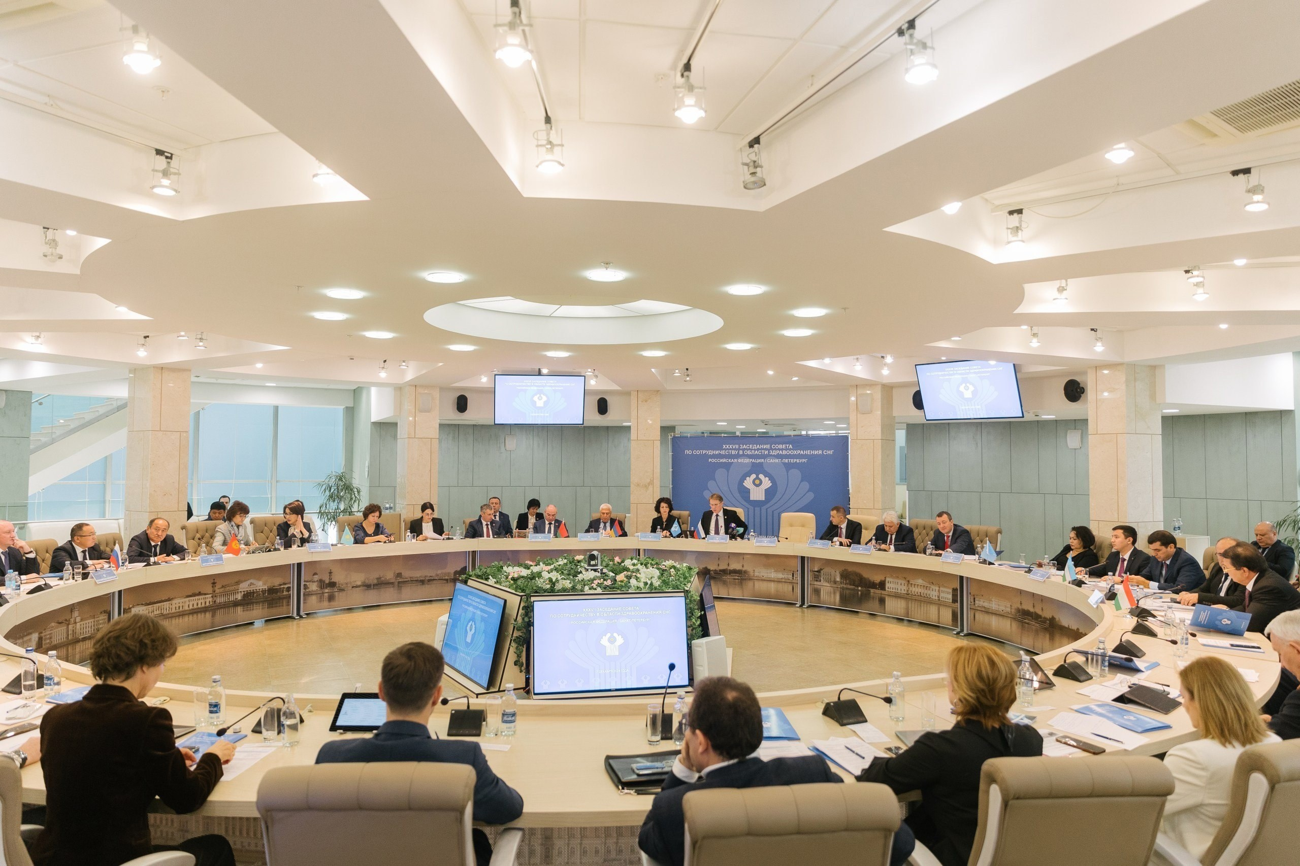 БИЗНЕС КОНТЕНТ. Портфолио свадебного фотографа. Роман Каргаполов