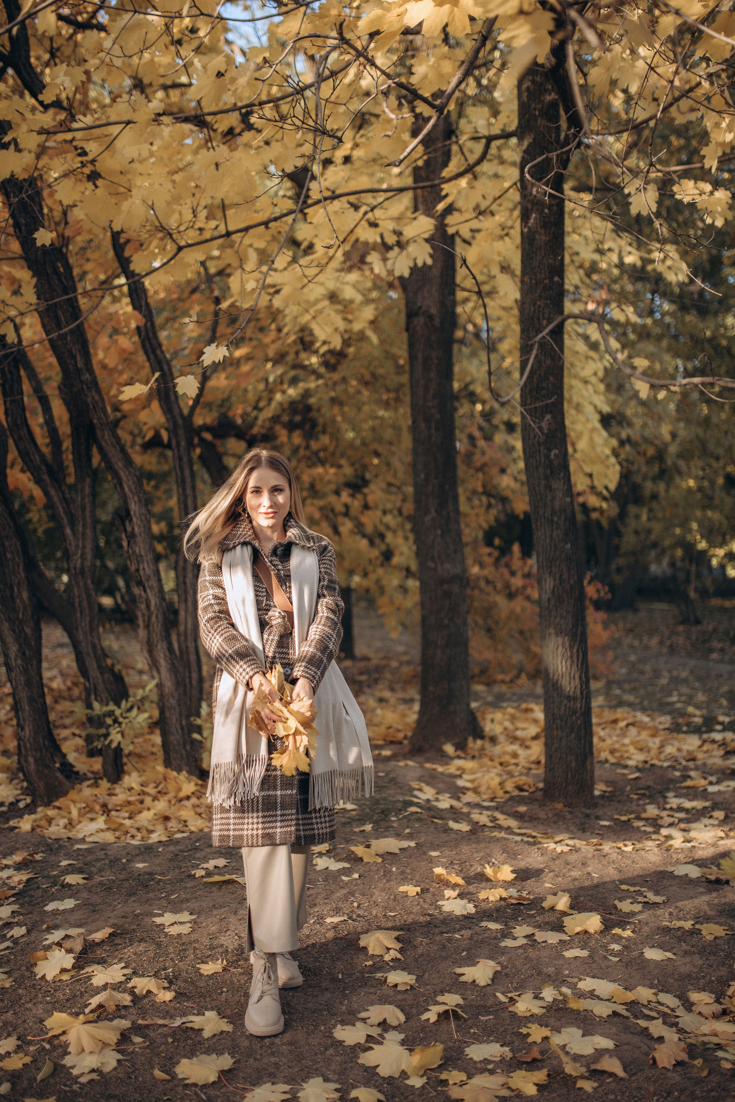 Осенняя экспресс съемка для Татьяны. Фотограф и визажист в Волжском и Волгограде Ирина Автандилян