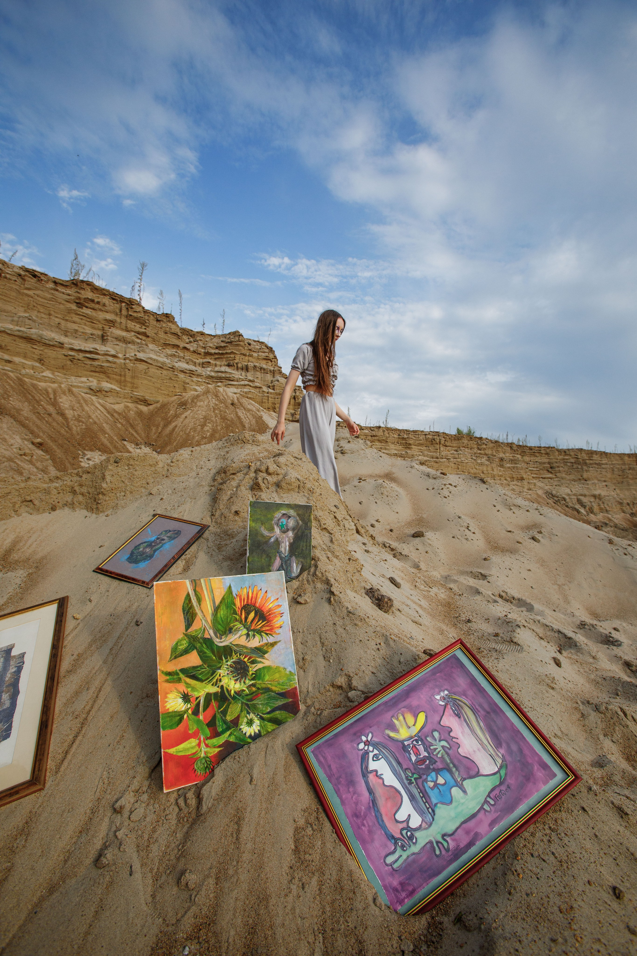 Художник в песках. Фотограф Екатерина Козловская