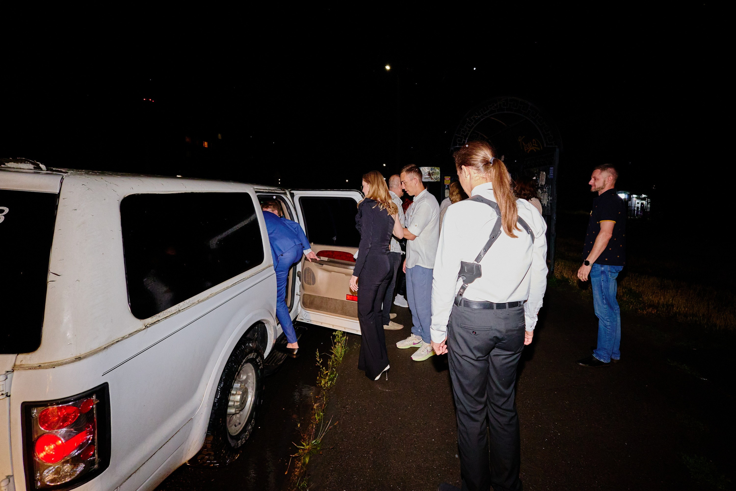 Выпускной 35 Сош. Фотограф Выпускные альбомы Таганрог Сергей Коробченко