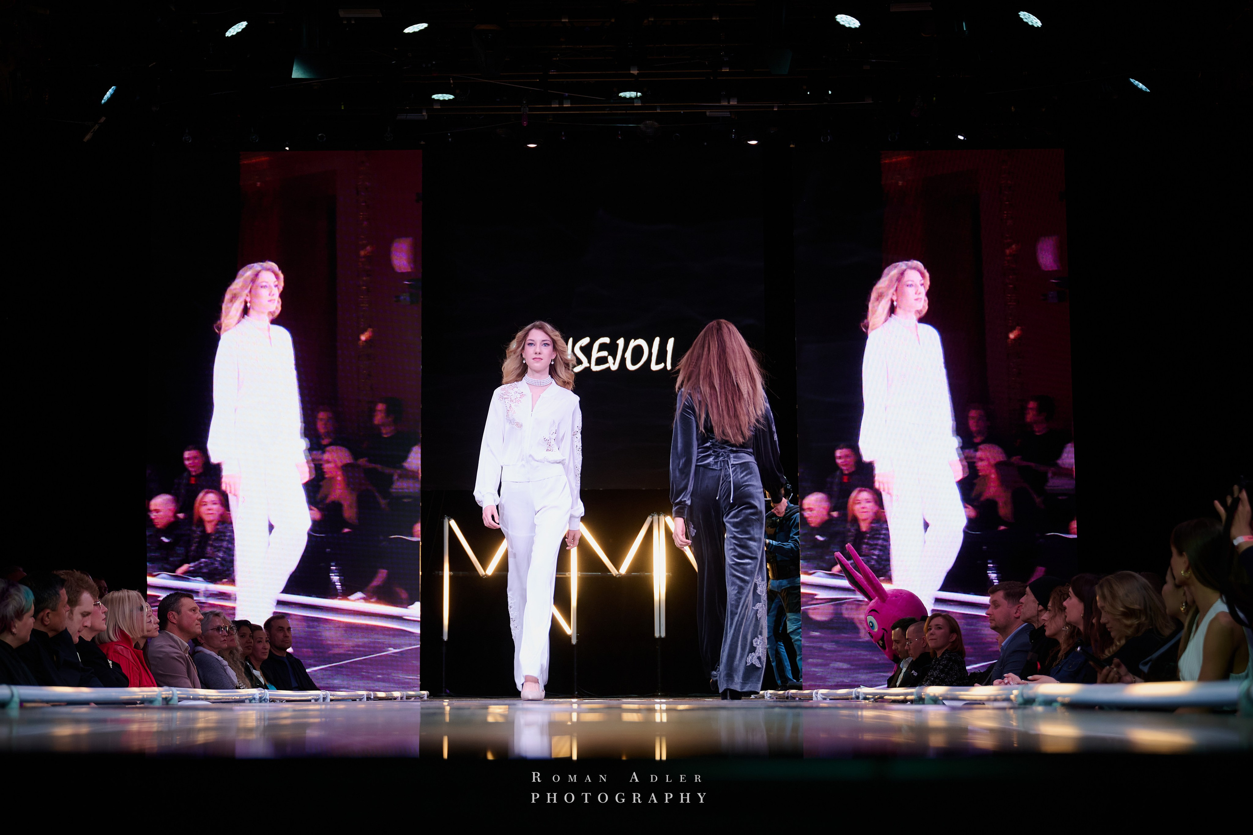 МКММ весна 2025. Фотограф Роман Адлер