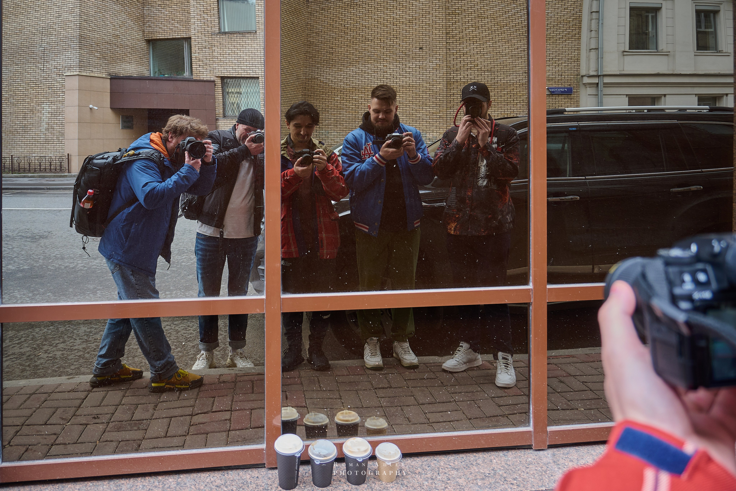 Уличный драйв!. Фотограф Роман Адлер