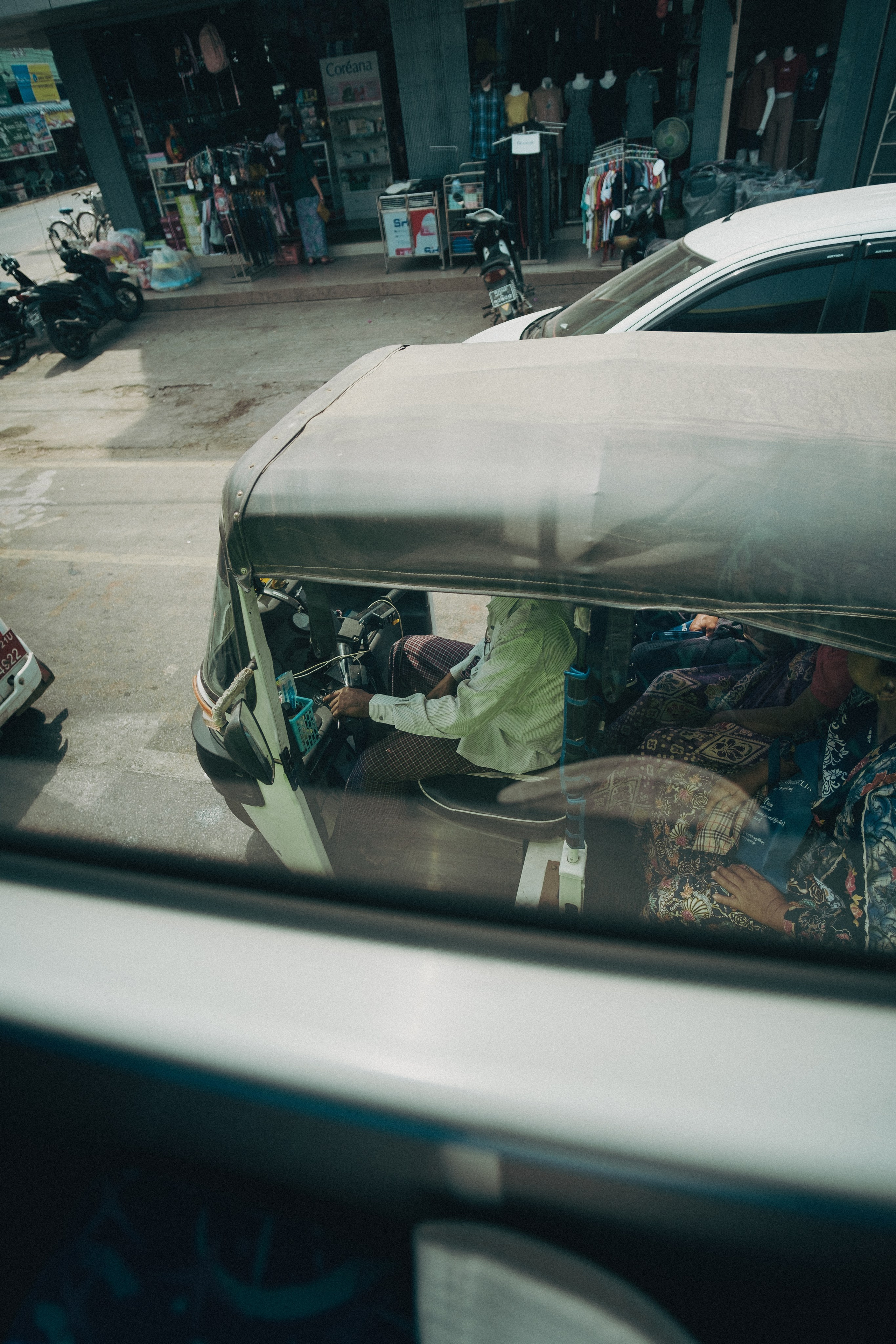 Myanmar. Dmitry Ippolitov