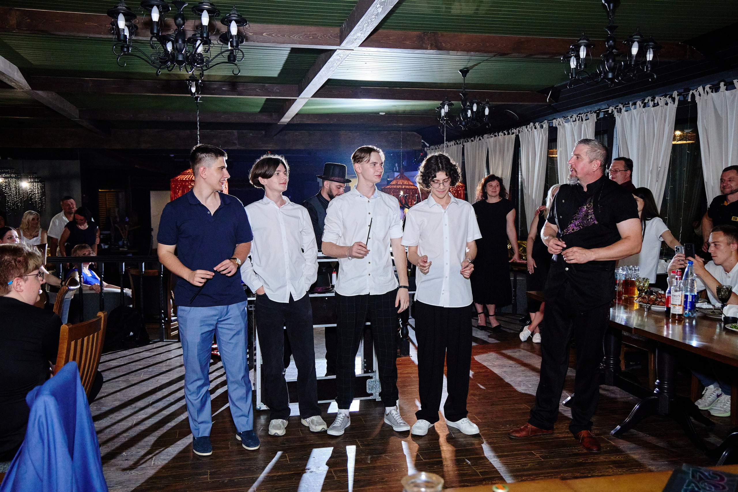 Выпускной 35 Сош. Фотограф Выпускные альбомы Таганрог Сергей Коробченко