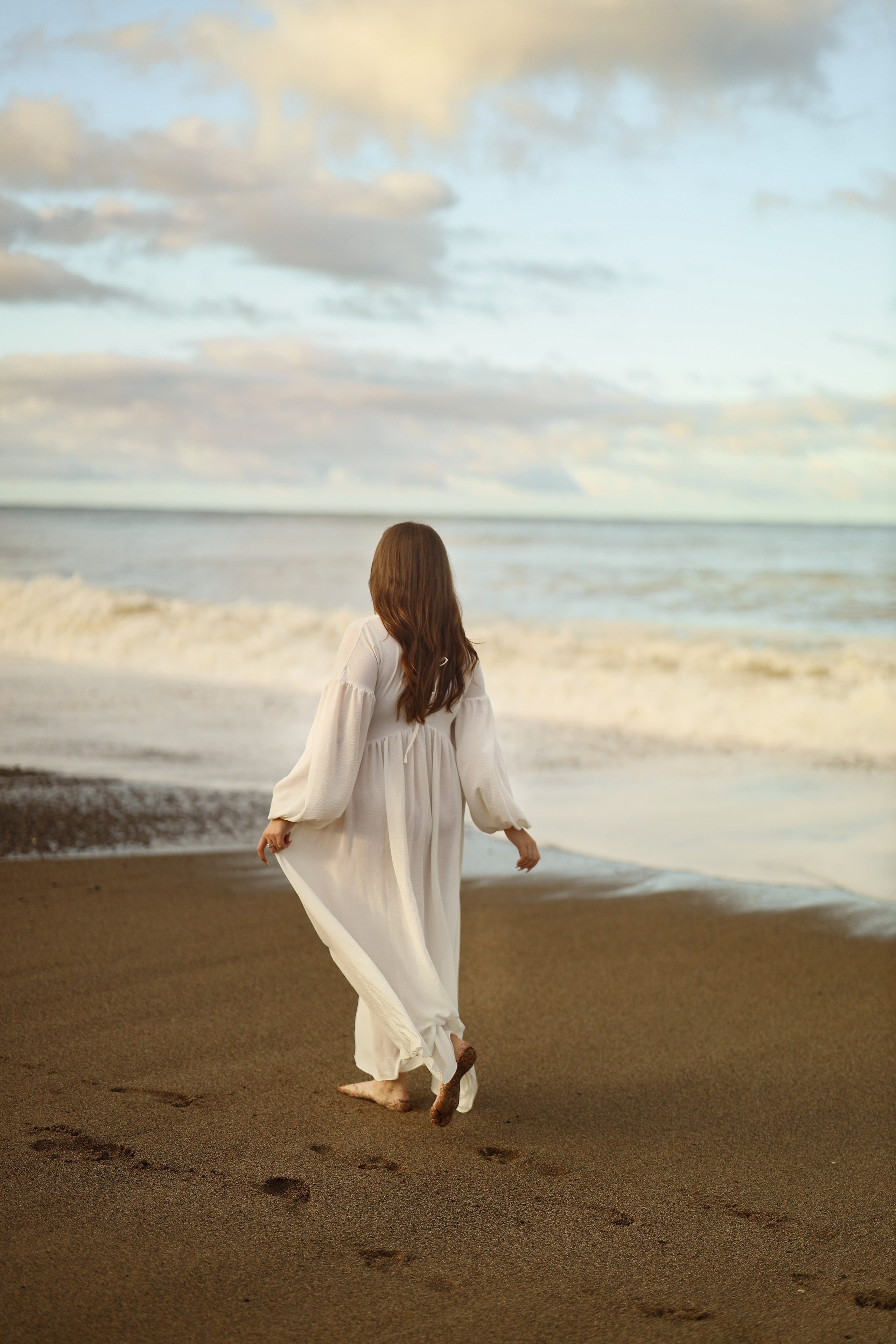 Семейная фотосессия на пляже в Сухуме. Свадебный и семейный фотограф в Абхазии Жанна Соснина