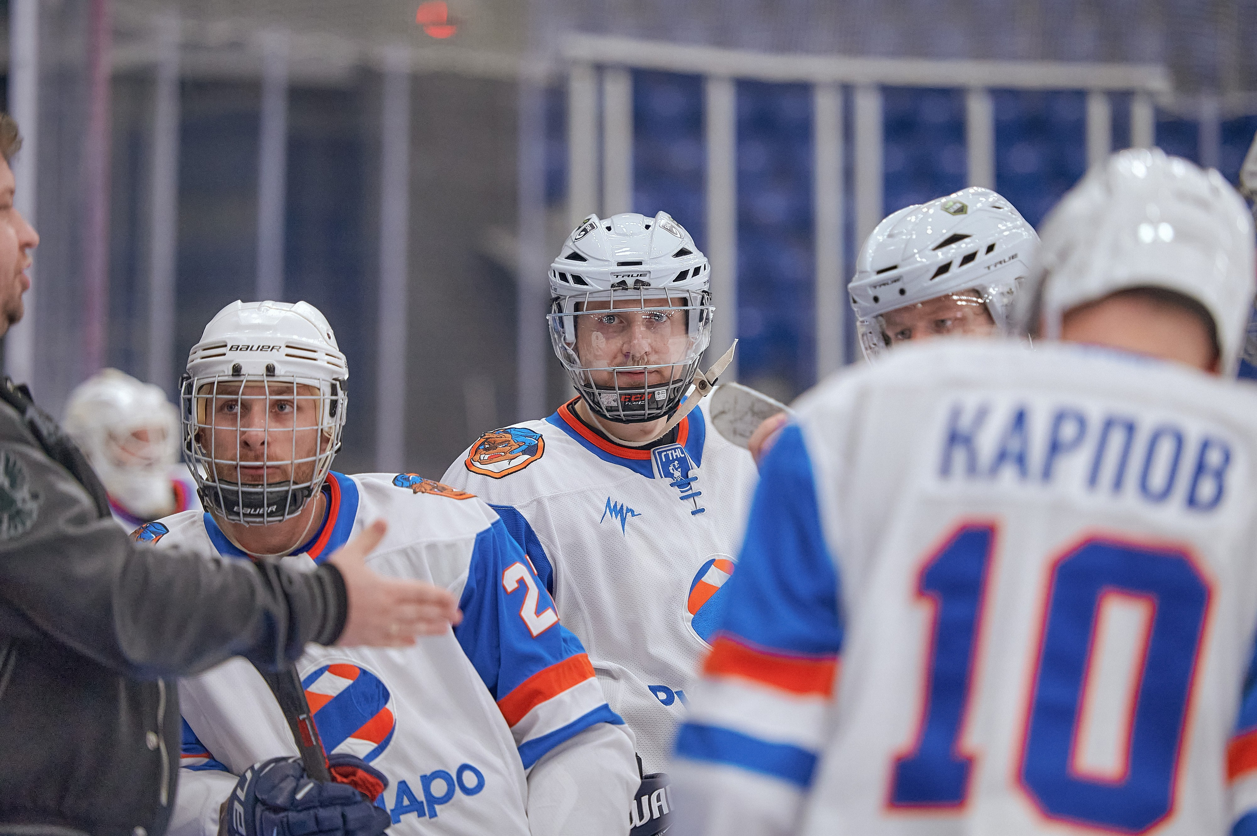 Портфолио репортажной фотосъёмки: Кристалл арена — Хоккей — РусГидро. Фотограф Яковлев Роман — Красноярск