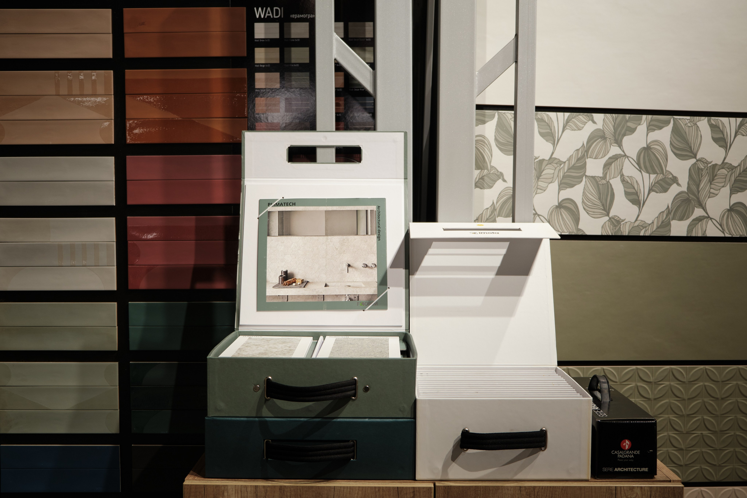 Открытие салона 100 градусов. Антон Ив