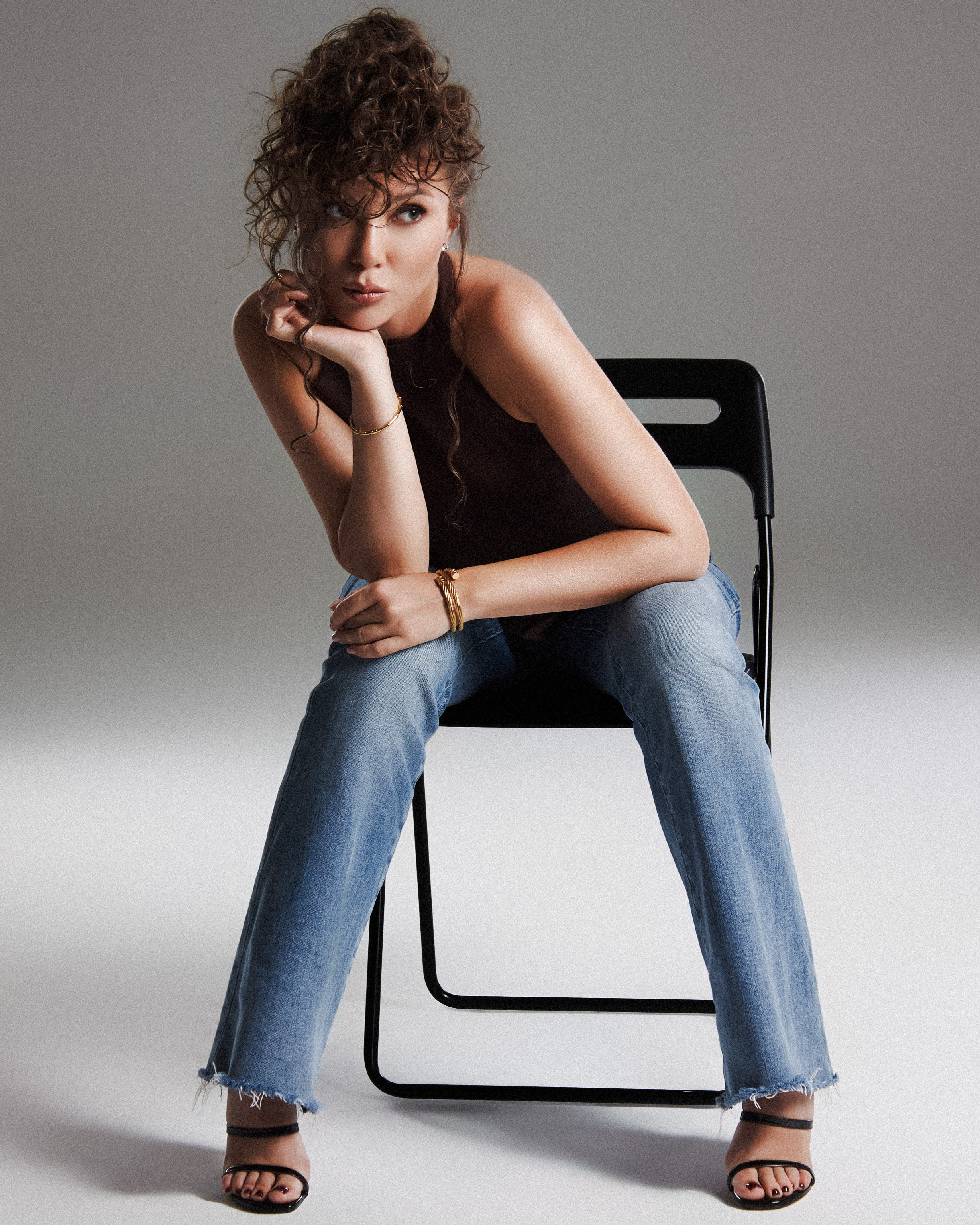 INDIVIDUAL & CREATIVE. VERONIKA TIKHOMIROVA | PHOTOGRAPHER