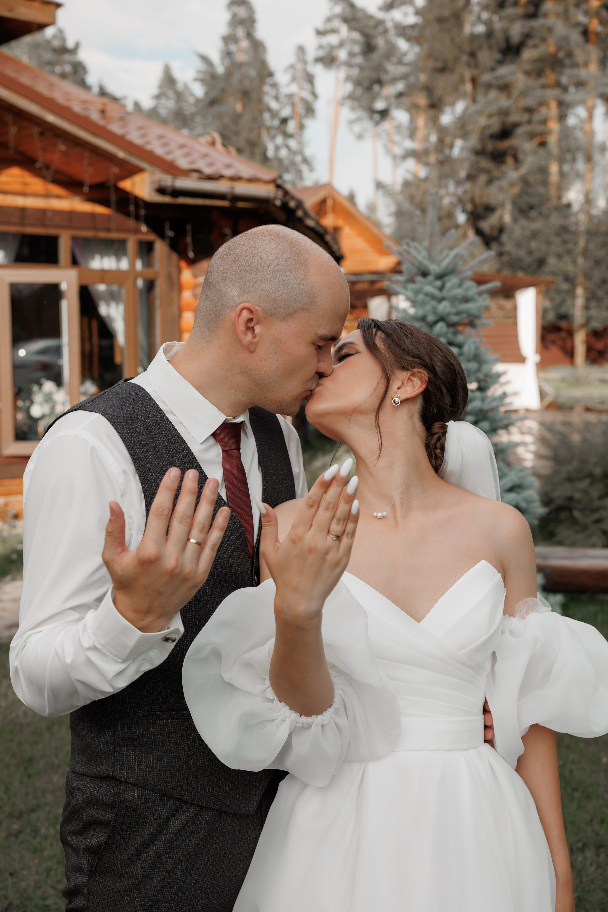 Полина и Дмитрий, загородный клуб «Барин», ЗАГС в г. Пушкино. Свадебный и репортажный фотограф (Москва, Королев и другие)