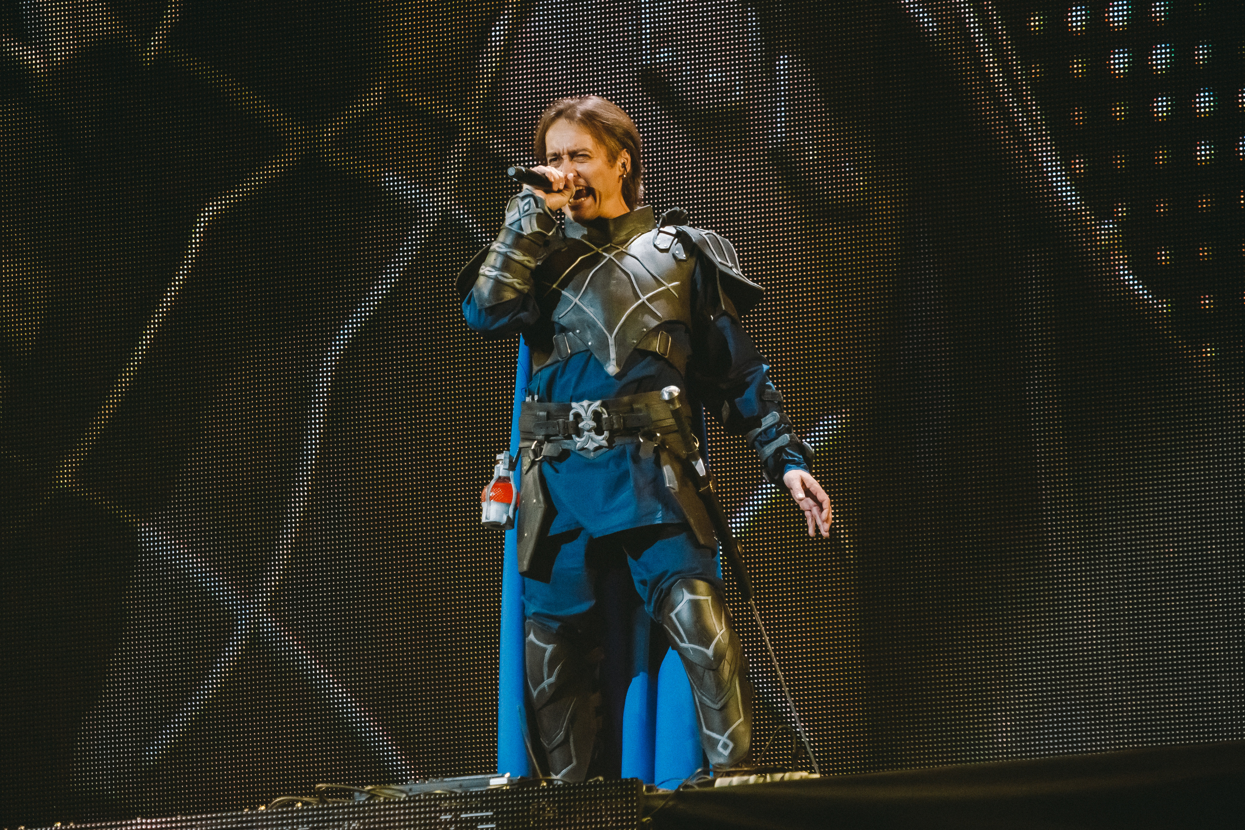 Эльфийская рукопись 22 декабря 2019 года в Москве. Фотограф Сонкина Татьяна