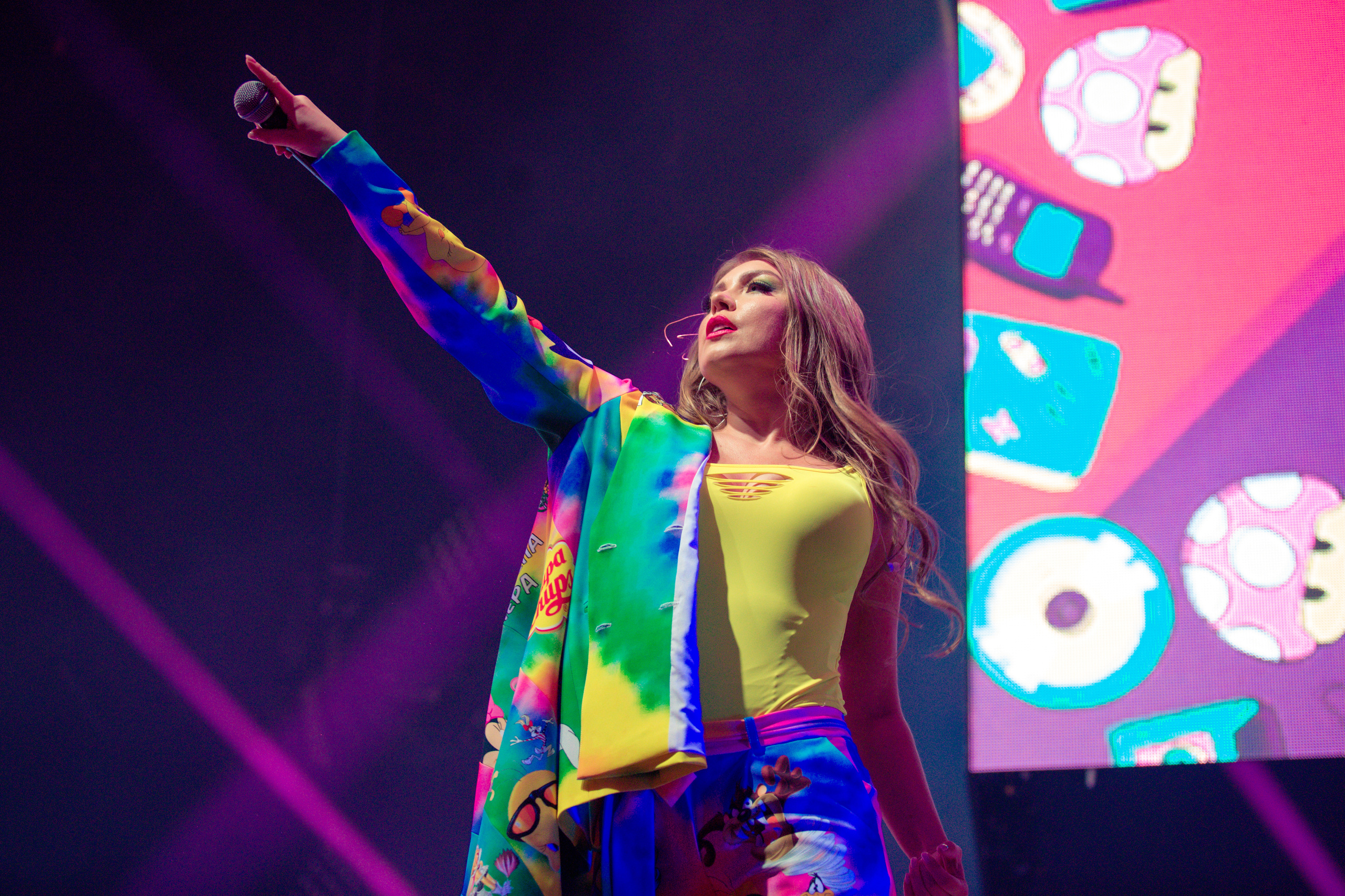 Оксана Почепа Акула