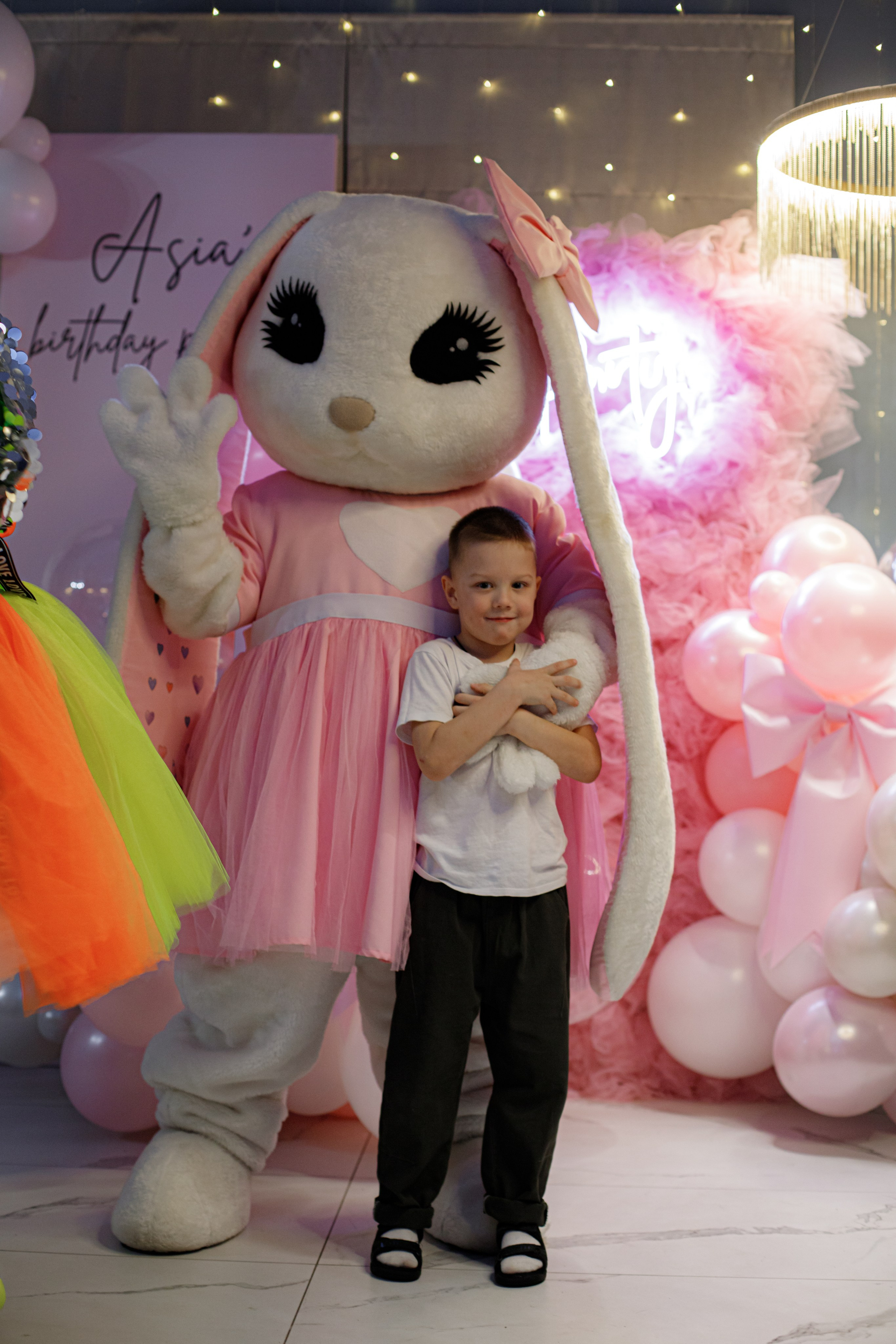 ASIA'S BIRTHDAY PARTY. Photokarish