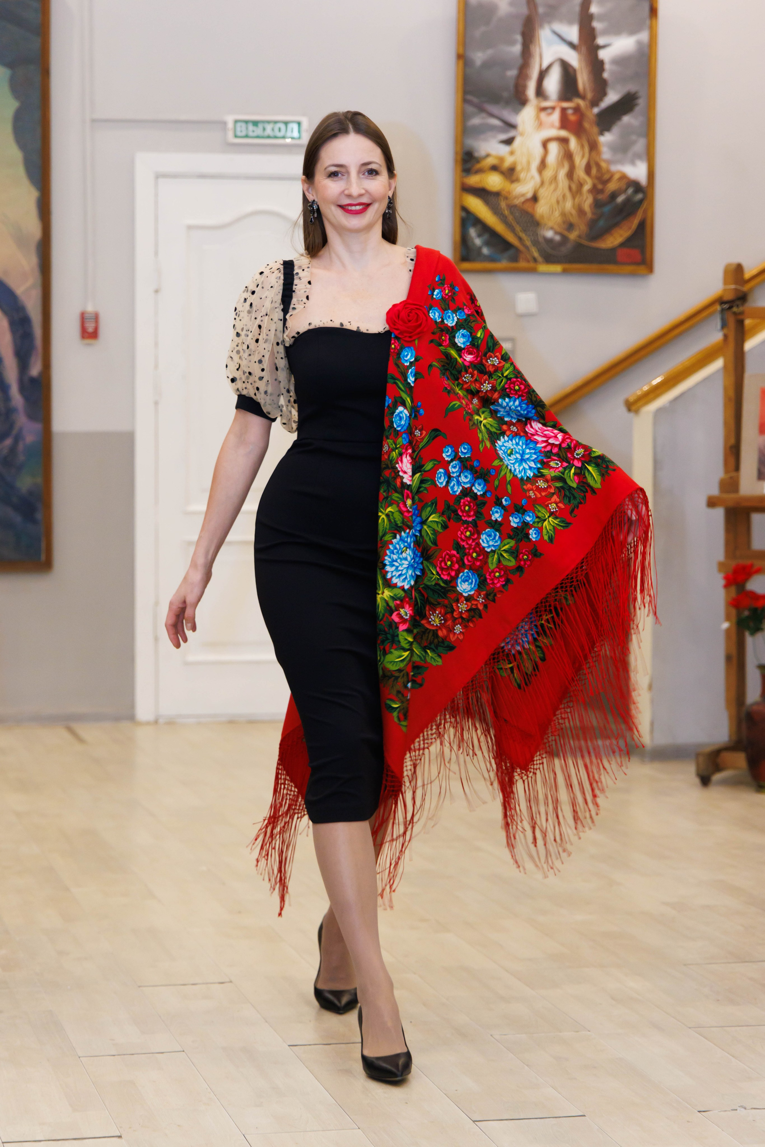 Показ в Музее славянской культуры, 2025. Коллекционер и искусствовед Олеся Ястребова