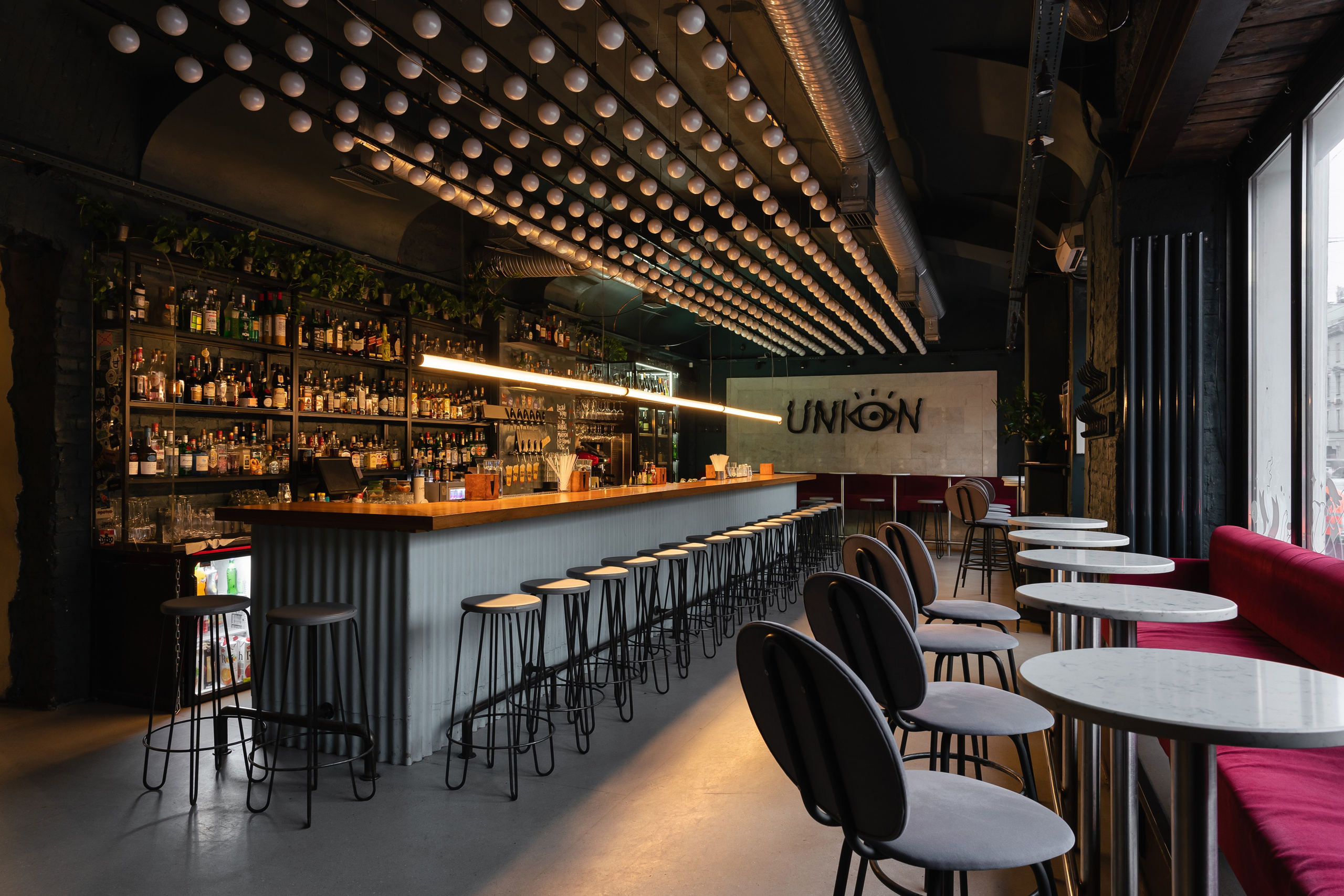 UNION бар. LAM buro