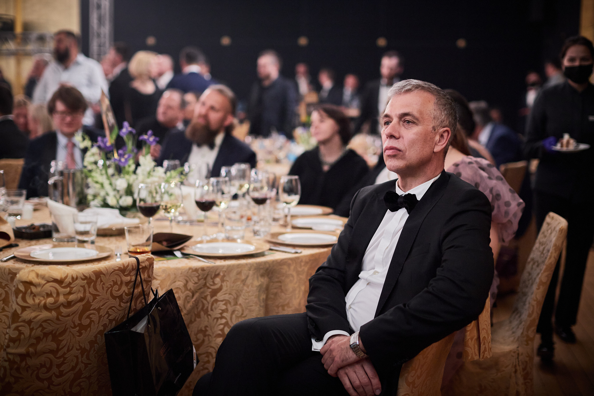 Фотограф на встречу резидентов клуба. Контент для бизнеса в Екатеринбурге Полдень Медиа