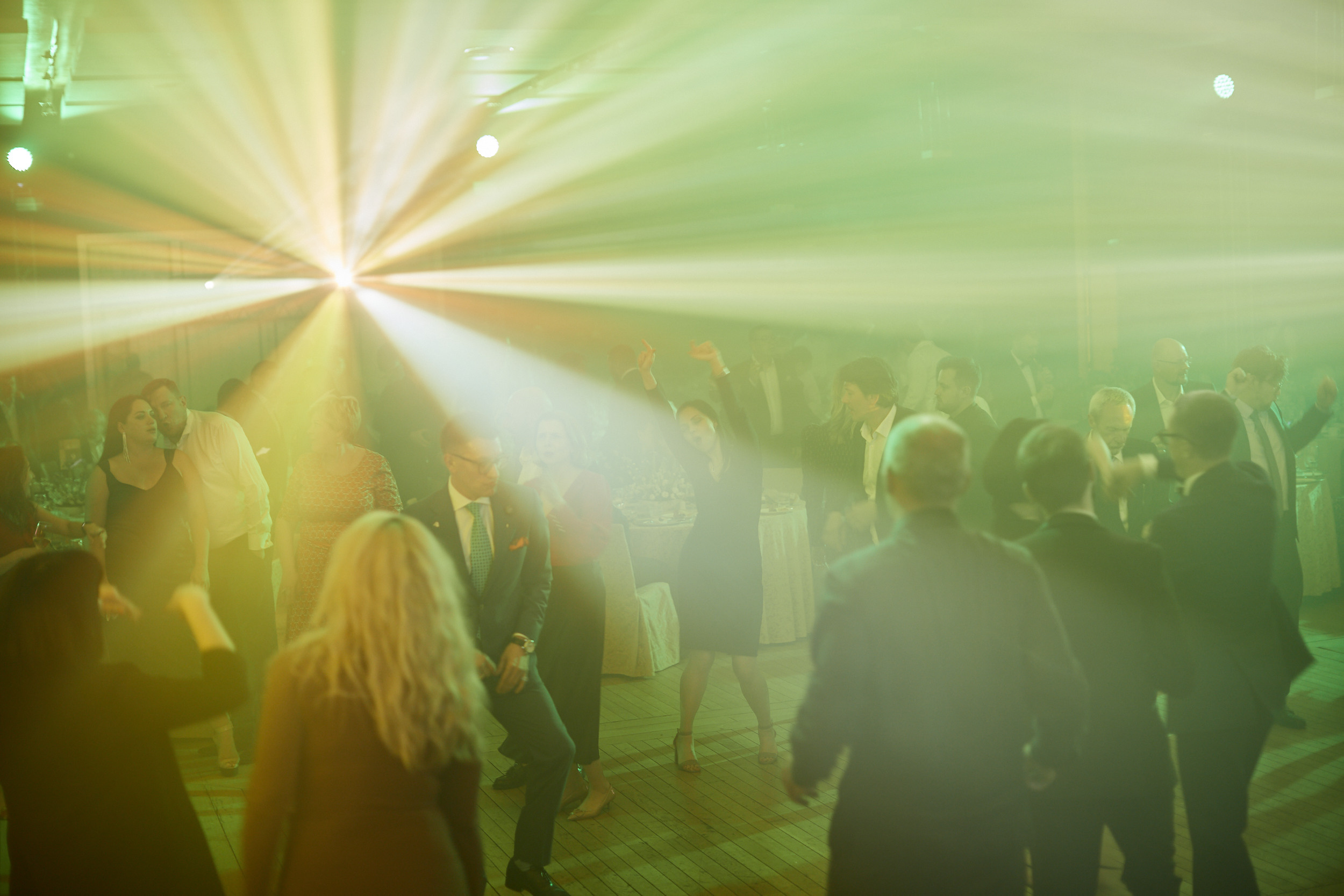 Фотограф на встречу резидентов клуба. Контент для бизнеса в Екатеринбурге Полдень Медиа