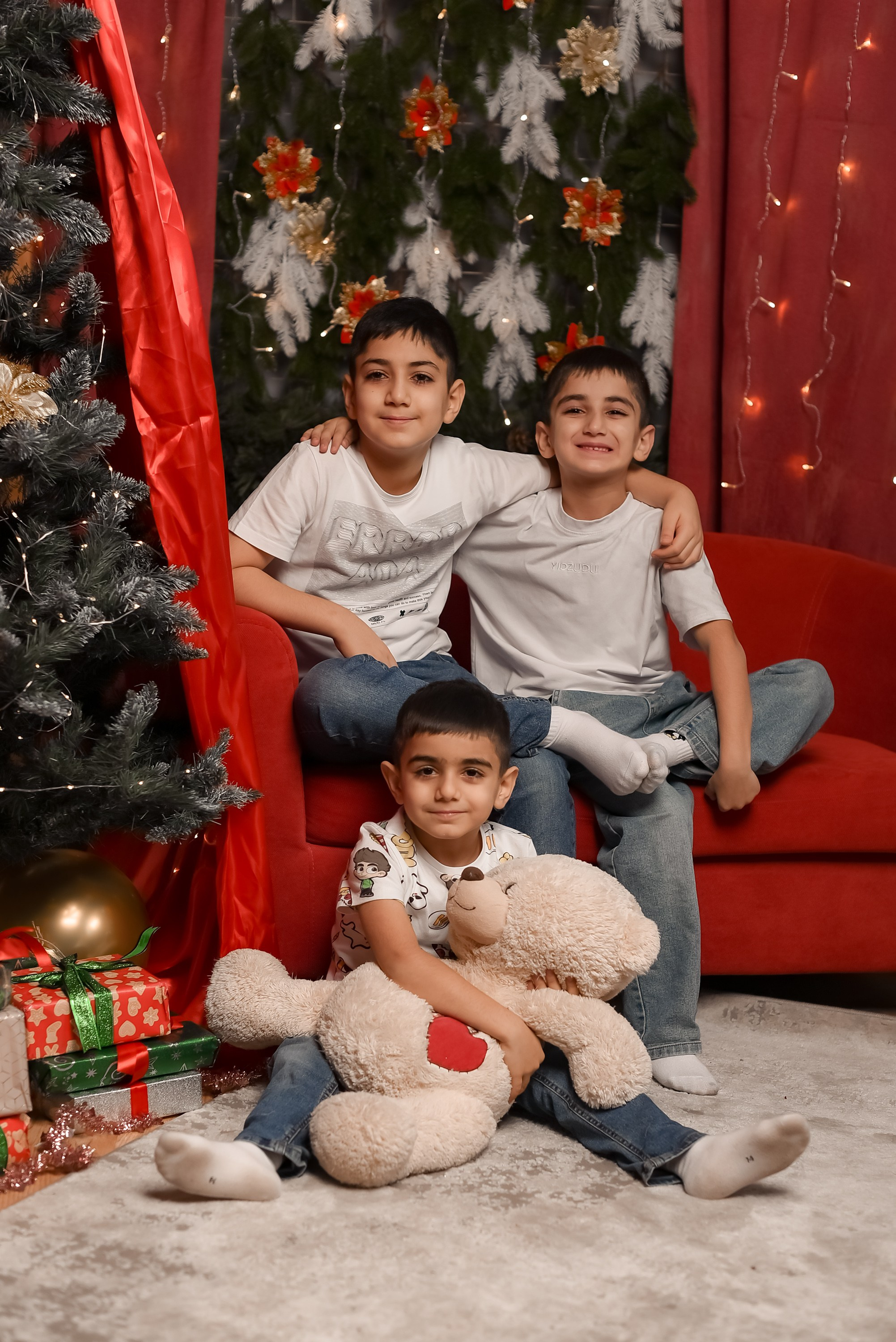 Новогодняя семейная фотосессия 2026 г. Фотограф Тула творческие фотосессии недорого Ольга Ромашина