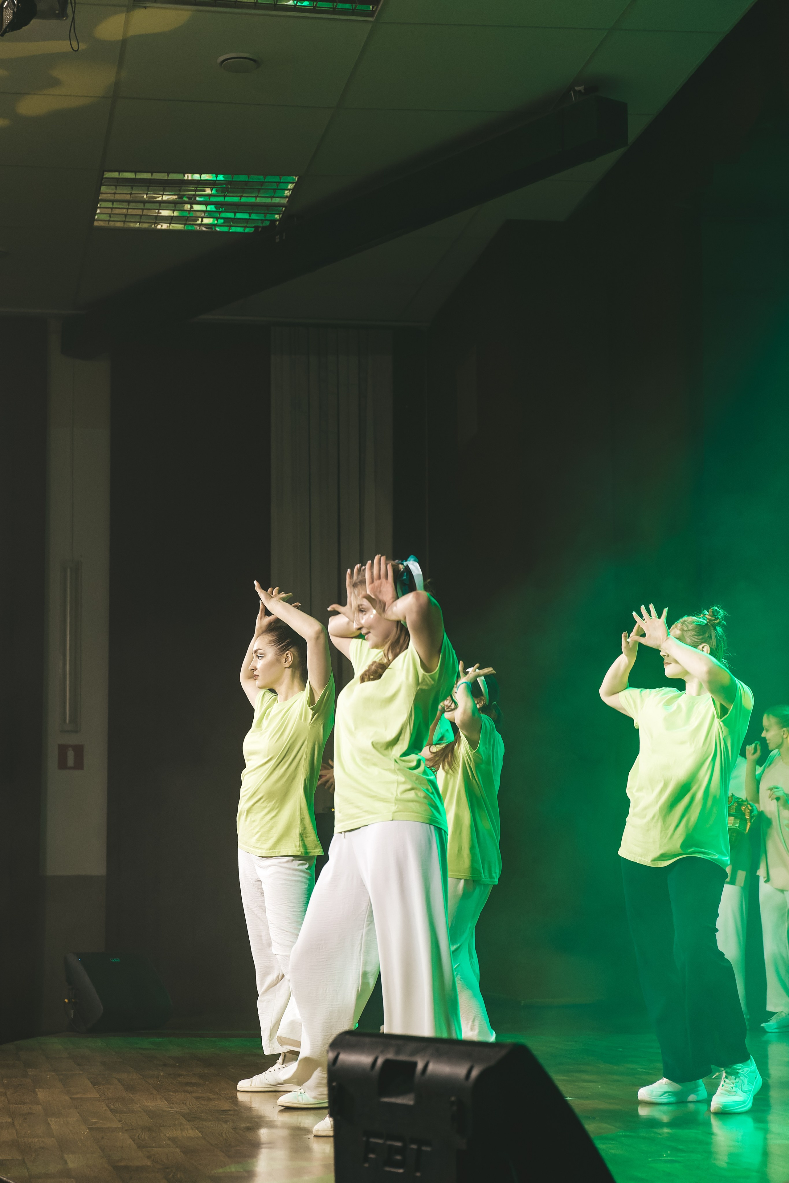 СмолГУ — Зеленое Яблоко — 2023. Танец. KiPPER Gallery — Фотограф