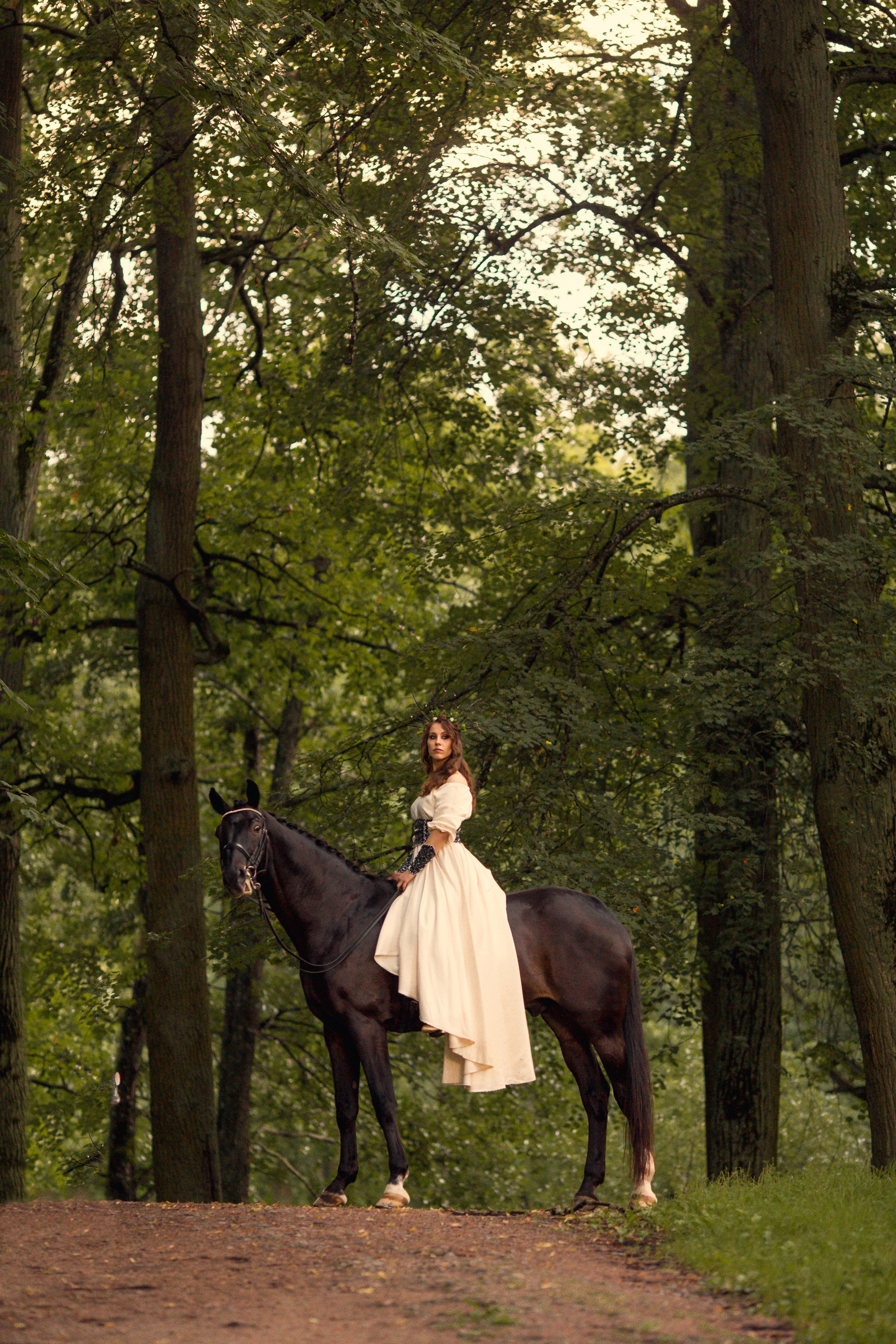 Фотосессия с лошадью в парке СПб