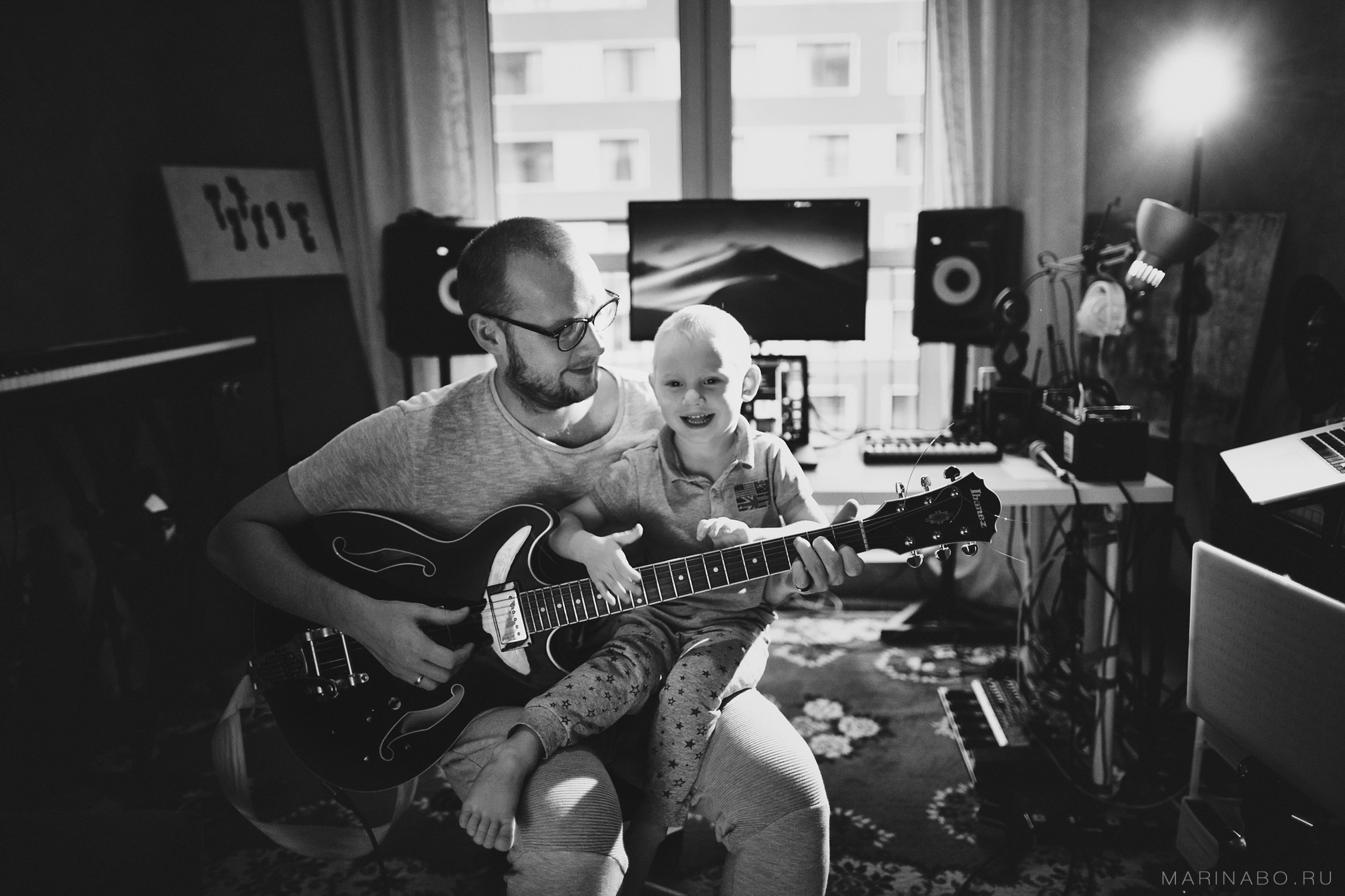 В гостях, новогодняя, домашняя фотосъемка в Санкт-Петербурге. Семейный Lifestyle фотограф в Санкт-Петербурге Марина Бокшицкая