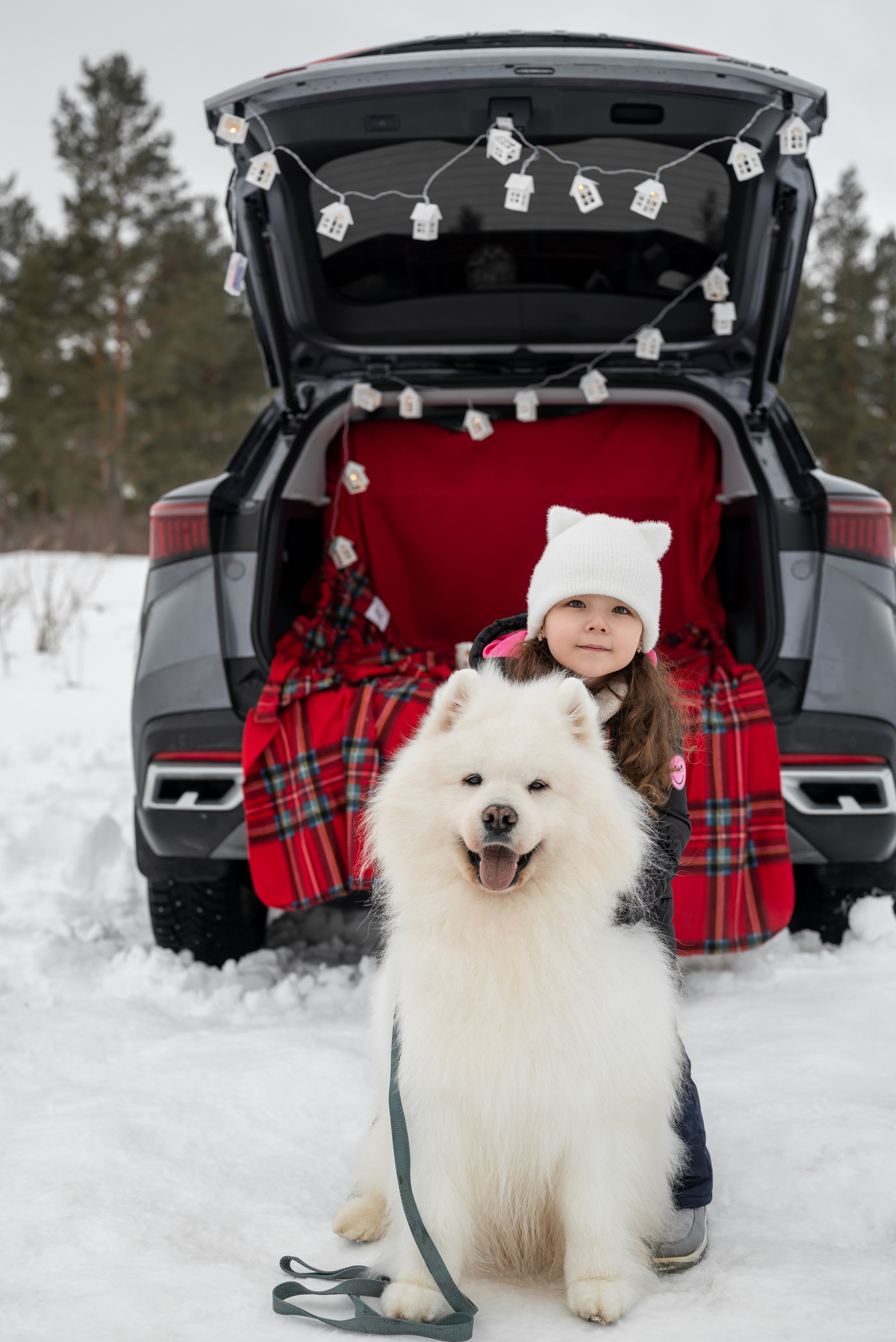 Фотопроект с Платоном и машиной на улице. Фотограф в городе Салават
