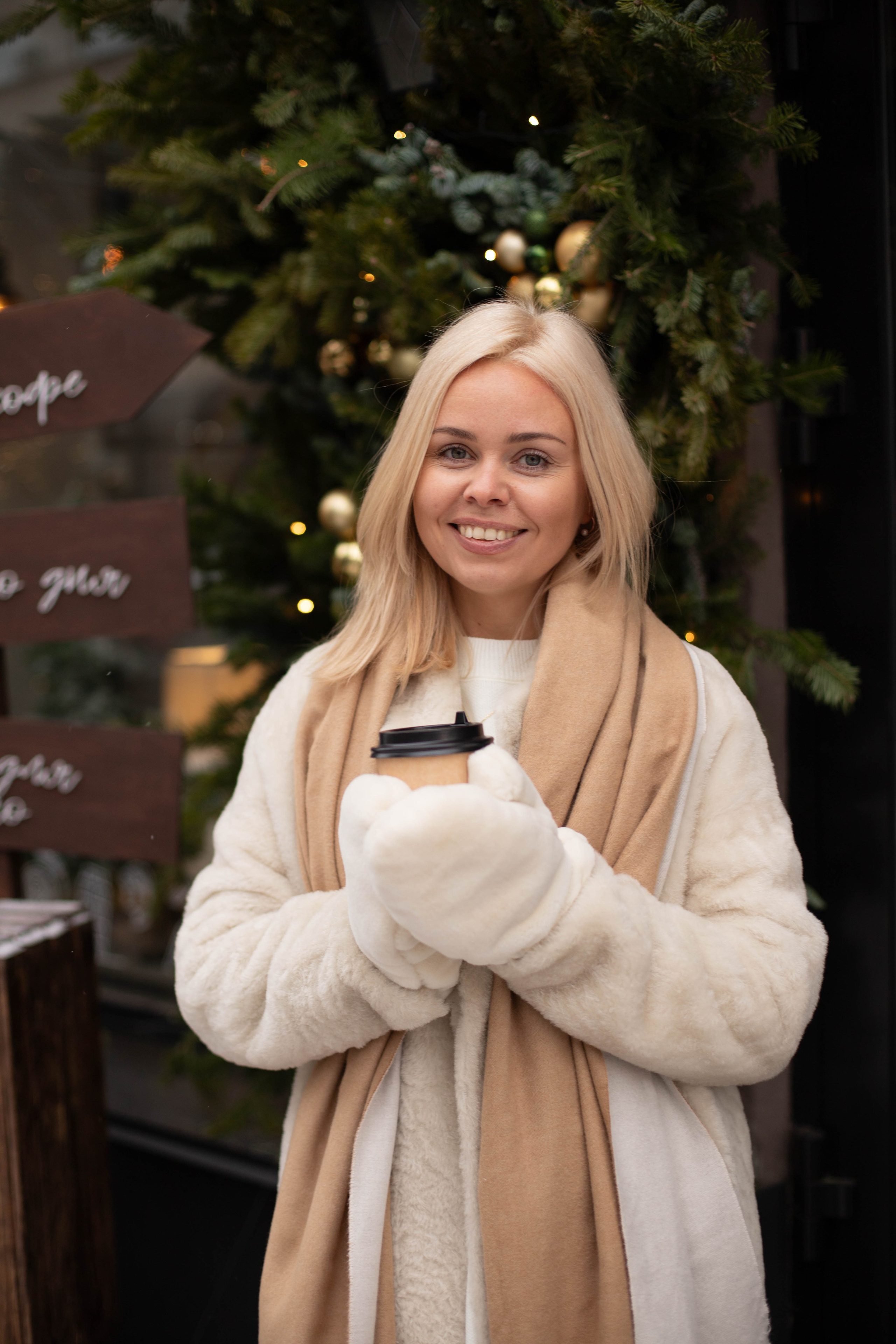 Катенька. Фотосессия под любой запрос в Красноярске. т+79237847111